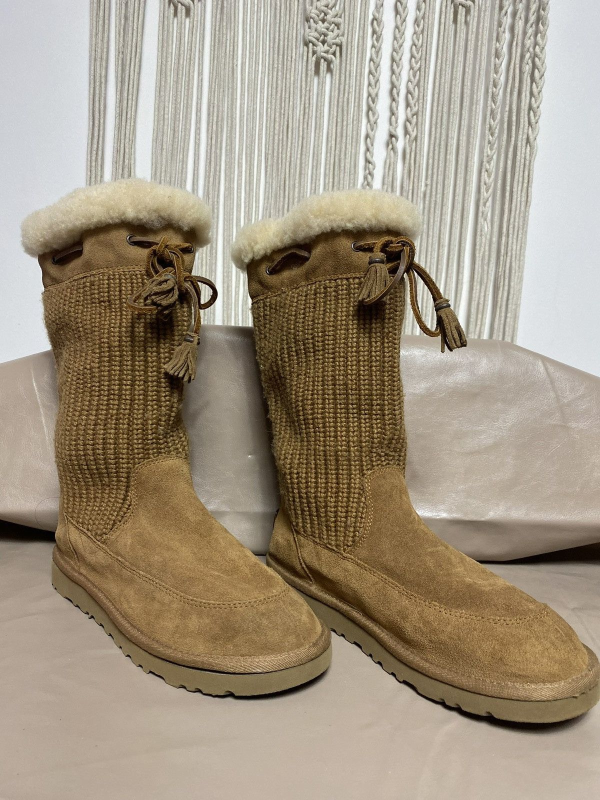 Vintage Ugg Australia Suburb Crochet 5921 chestnut Mid Calf