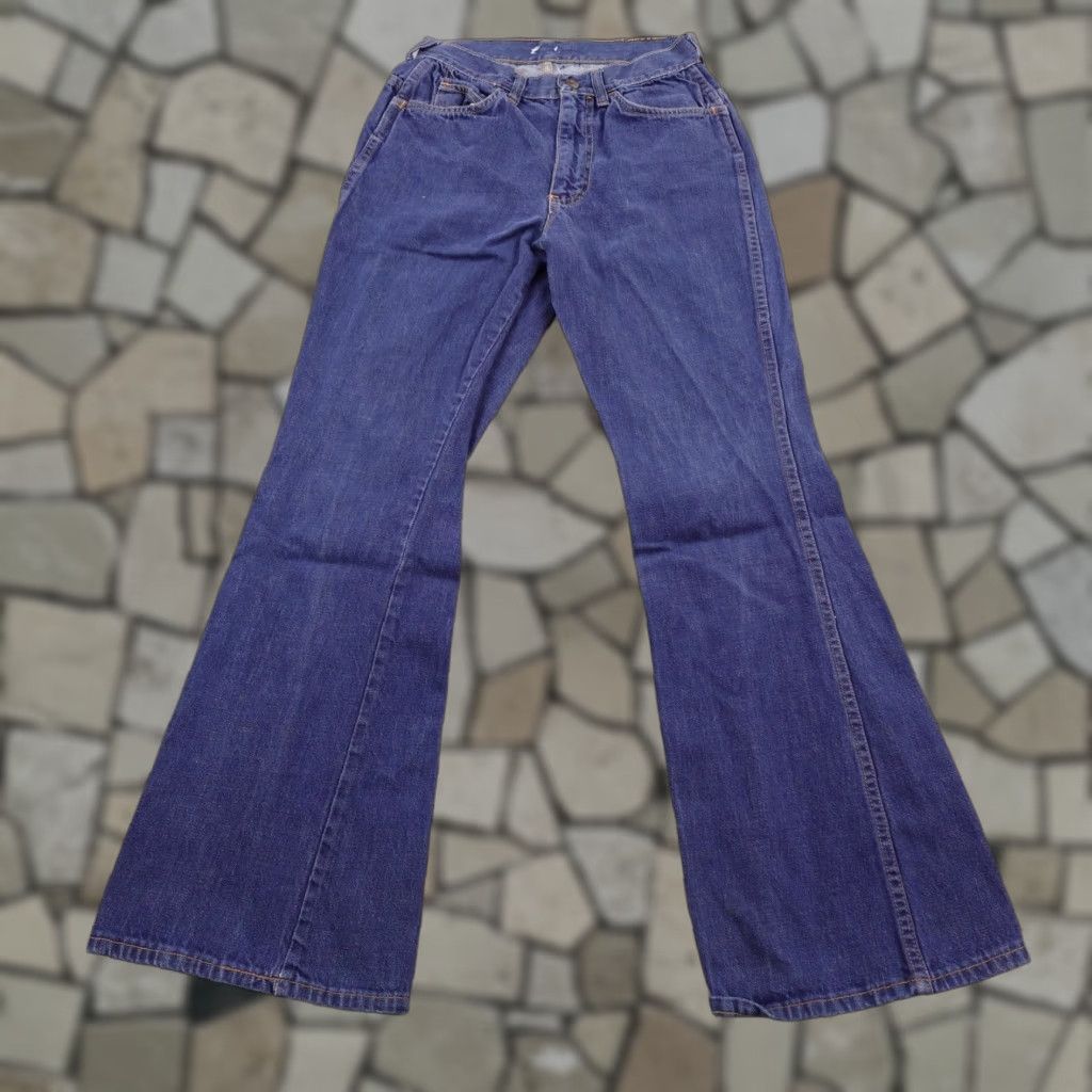 Levi's VINTAGE Levi's Jeans Womens 24x28 Blue DenimBootcut Flare White Tab Big E 70s Size 28" / US 6 / IT 42 - 1 Thumbnail
