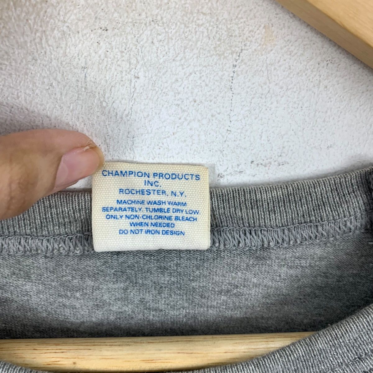 Champion CHAMPION NEW YORK FOOTBALL Geneseo College Tee Shirt Top Size US L / EU 52-54 / 3 - 9 Thumbnail