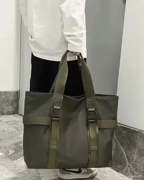 VIBE Fashion punk waterproof buckle tote bag aesthetic Size ONE SIZE - 6 Thumbnail