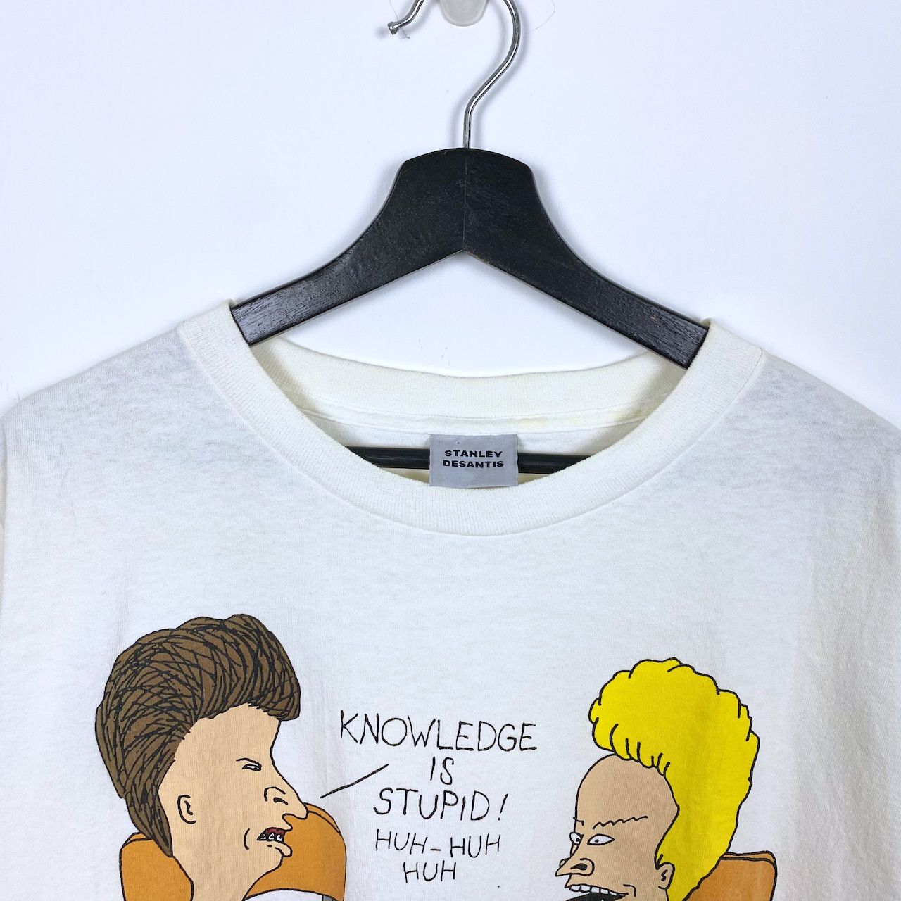 Vintage VINTAGE 1993 BEAVIS & BUTTHEAD KNOWLEDGE IS STUPID TEE Size US L / EU 52-54 / 3 - 3 Thumbnail