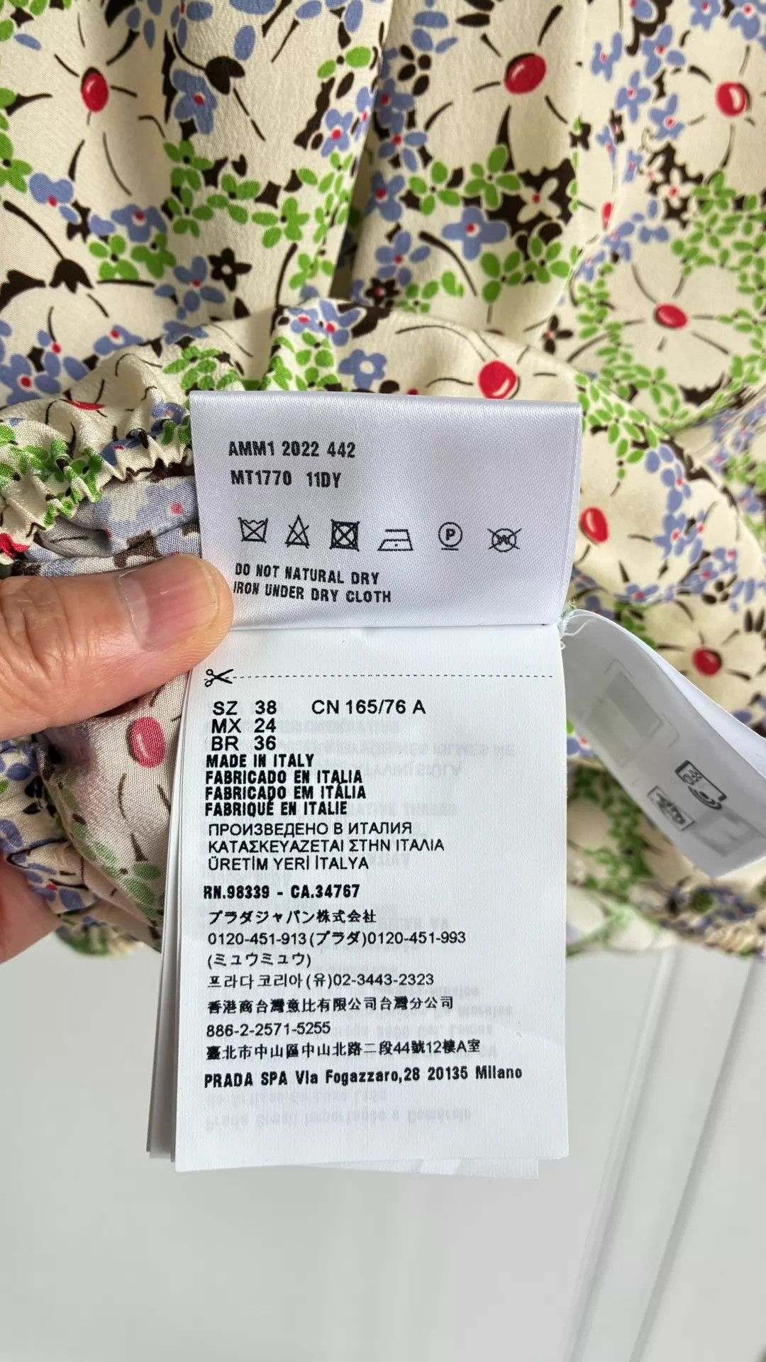 Miu Miu MIU MIU Floral Silk Peter Pan Collar Short Sleeve Shirt 38 Size XS / US 0-2 / IT 36-38 - 5 Thumbnail