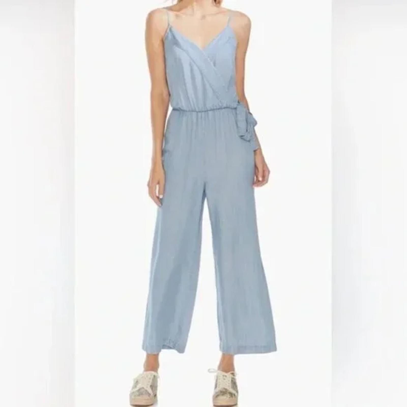 Vince Camuto NWT Vince Camuto Light Blue Chambray Jumpsuit Size 32" / US 10 / IT 46 - 1 Thumbnail