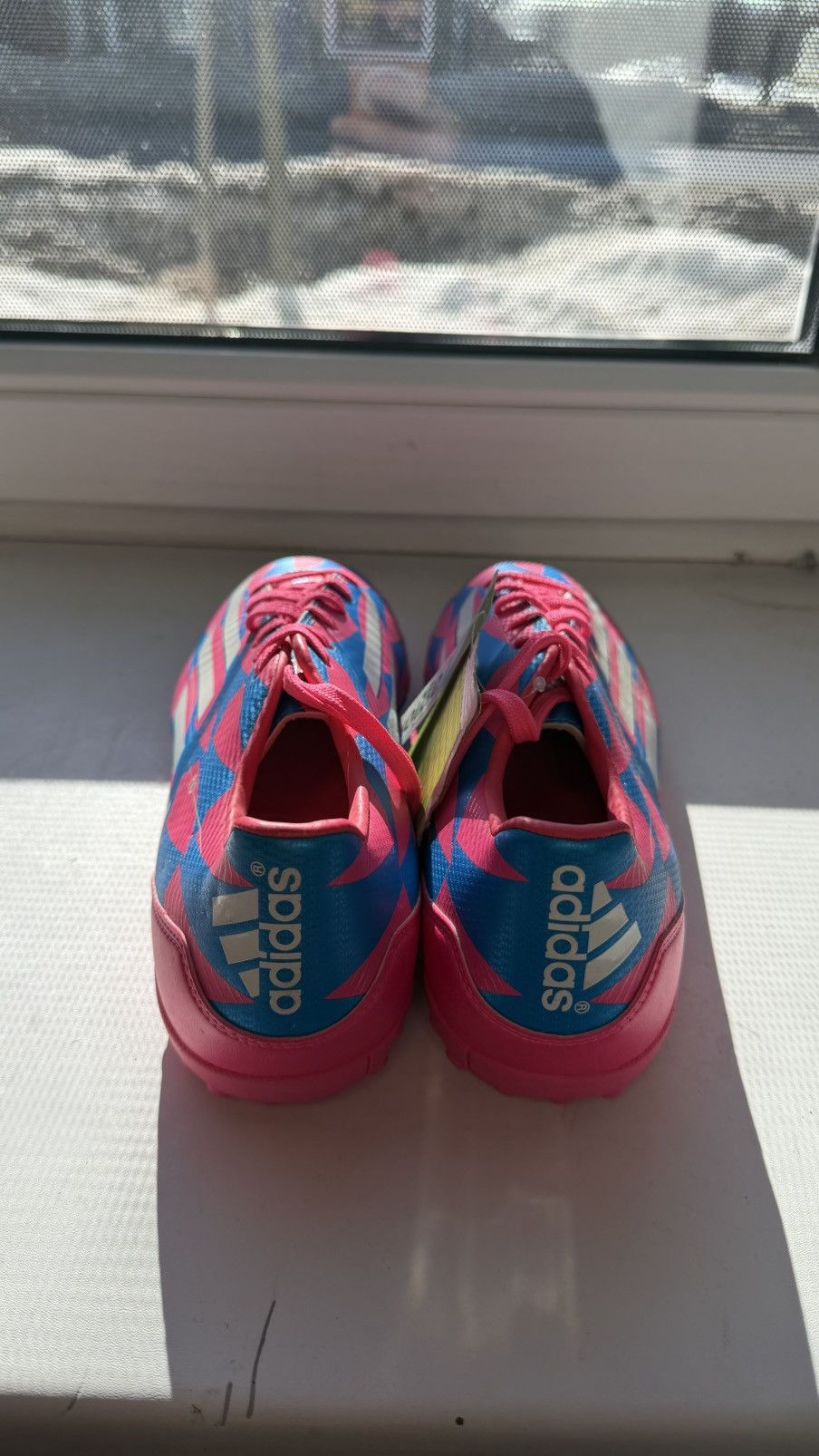 Adidas Adidas F10 Size US 9 / EU 42 - 3 Thumbnail