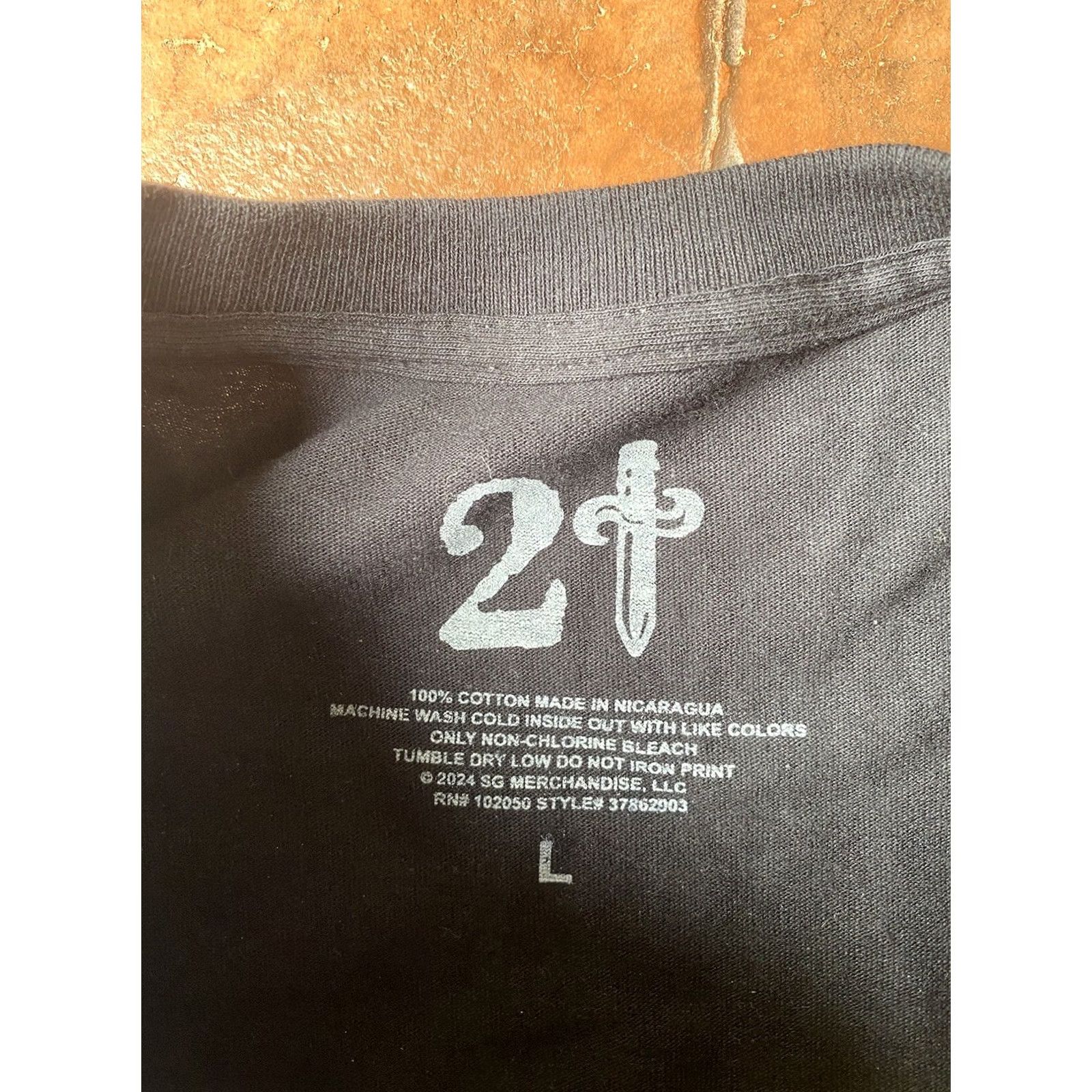 Vintage 21 Savage American Dream Tour T-Shirt L Black Mens Short Sleeve Crew Neck Cotton Logo Double-Sided Hip Hop Music 21 Savage Brand Shirt Size US L / EU 52-54 / 3 - 2 Thumbnail