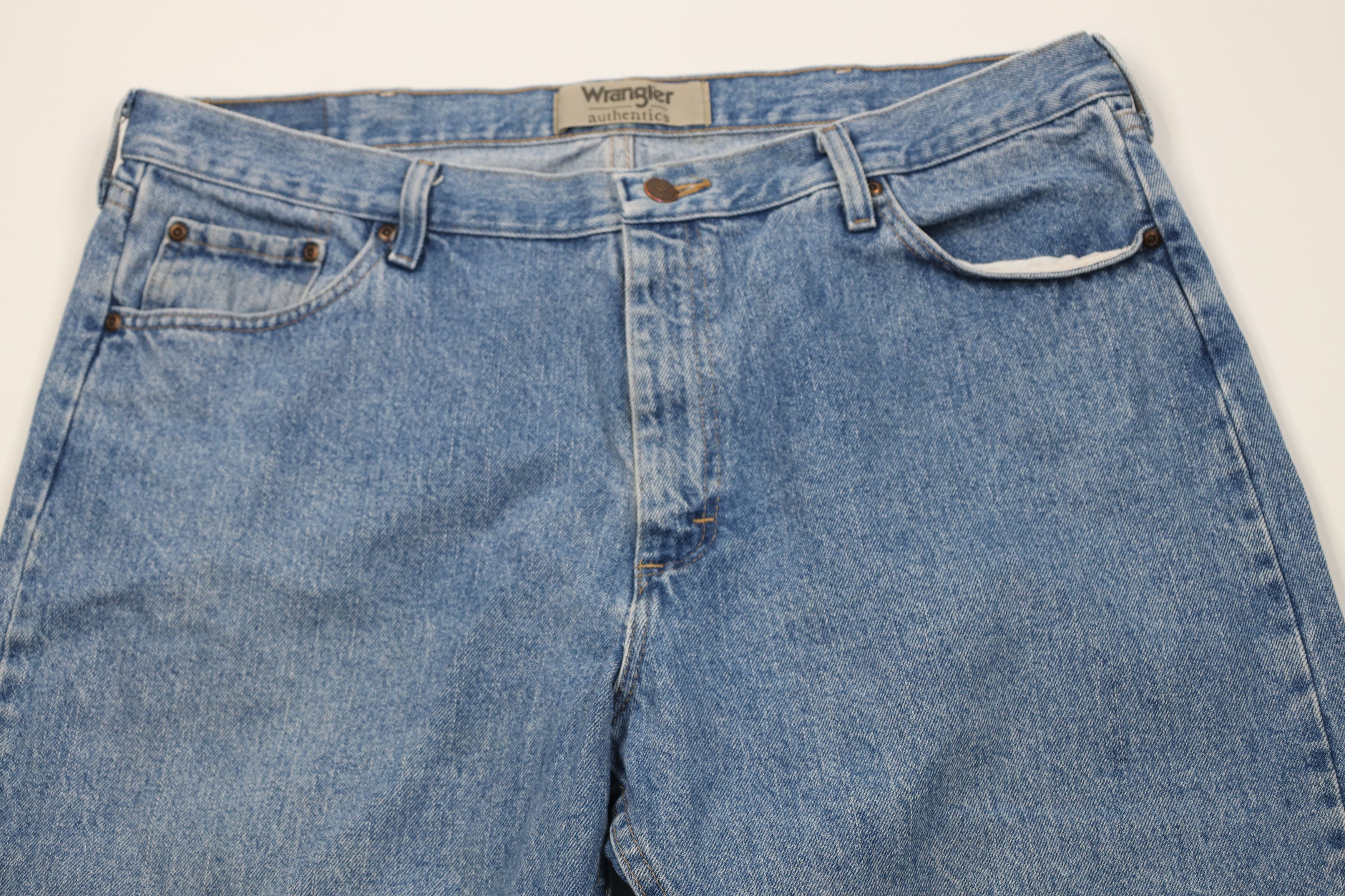 Wrangler Vintage Y2K Wrangler Faded Wide Leg Denim Jeans Blue Cotton Size US 40 / EU 56 - 2 Thumbnail
