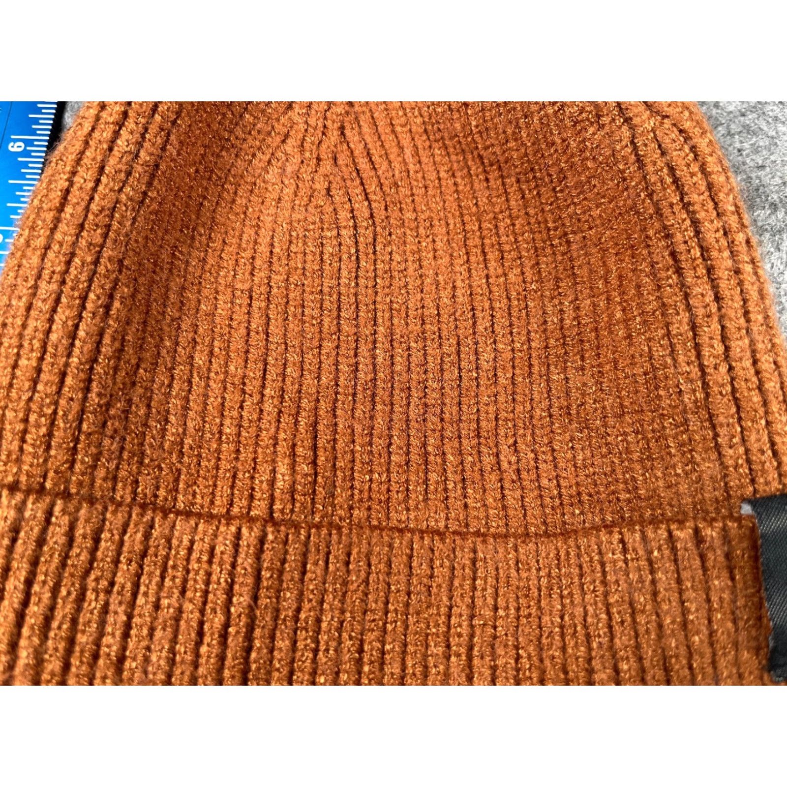 Vintage Freedom Beanie Toque Adult One Size Brown Ribbed Knit 100% Acrylic Cuffed Ski Hat Size ONE SIZE - 3 Thumbnail
