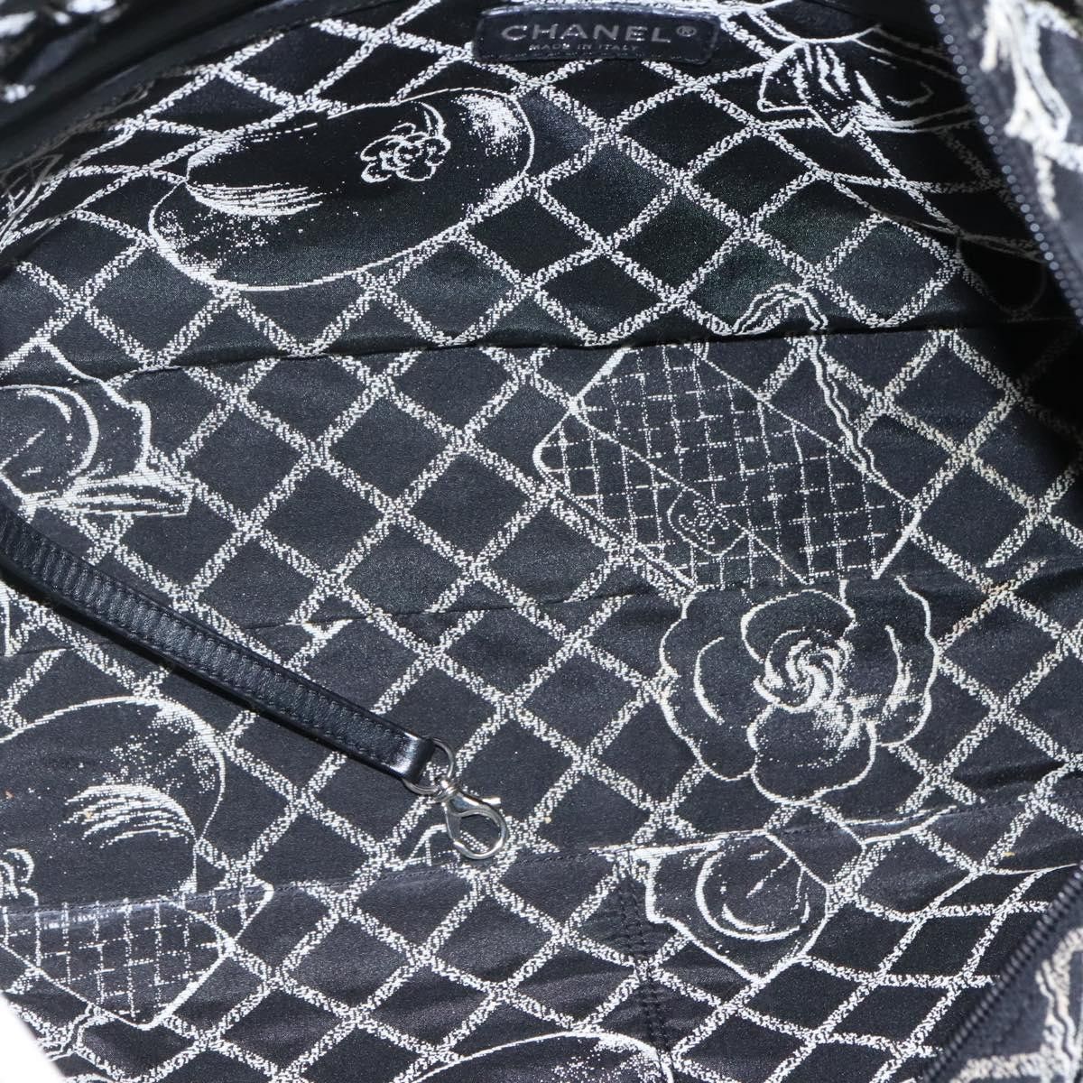 Chanel CHANEL Tote Bag Leather White Silver CC Size ONE SIZE - 16 Thumbnail