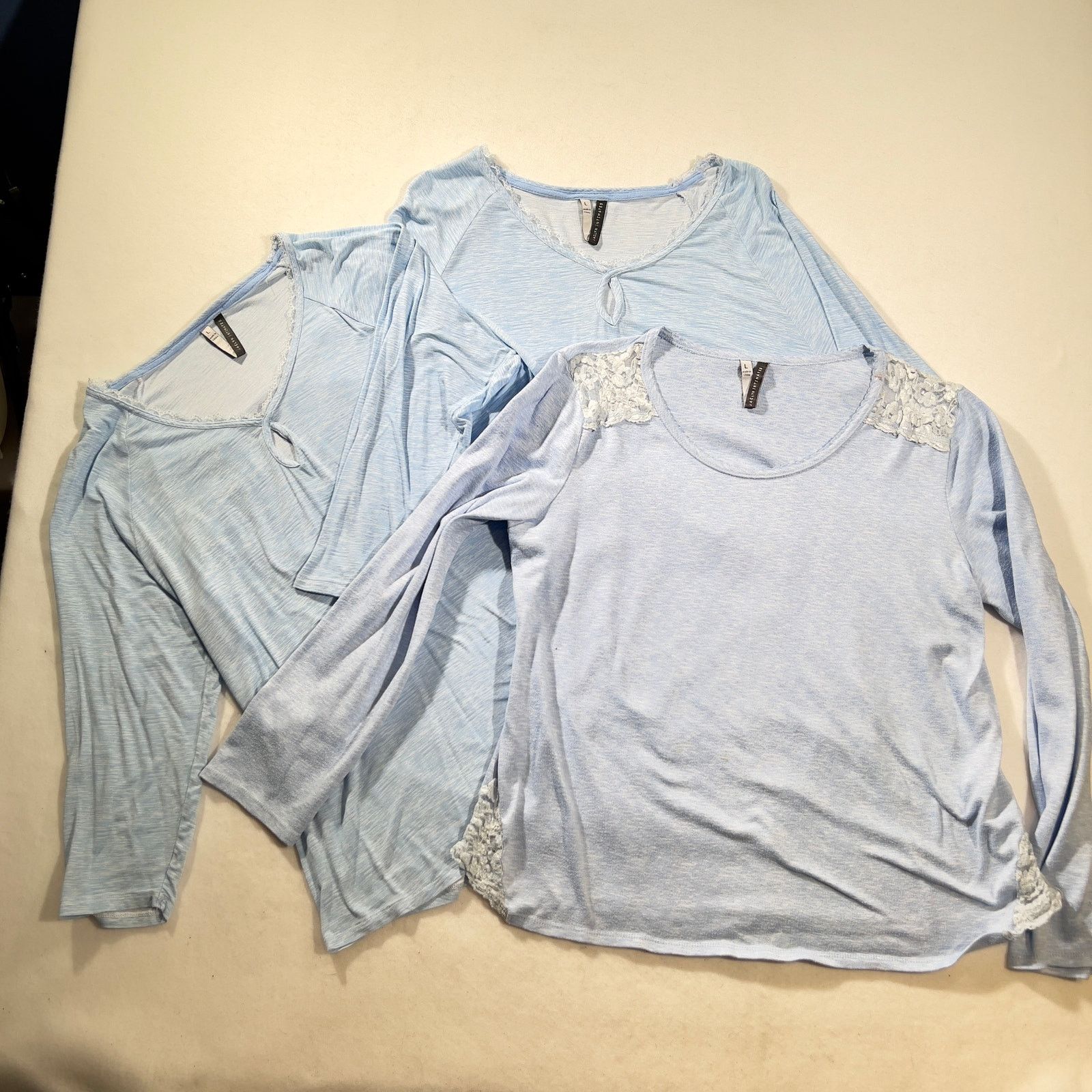 Other Jaclyn Intimates Sleep Shirt Woman's Large LOT OF 3 Tops Size ONE SIZE - 1 Thumbnail