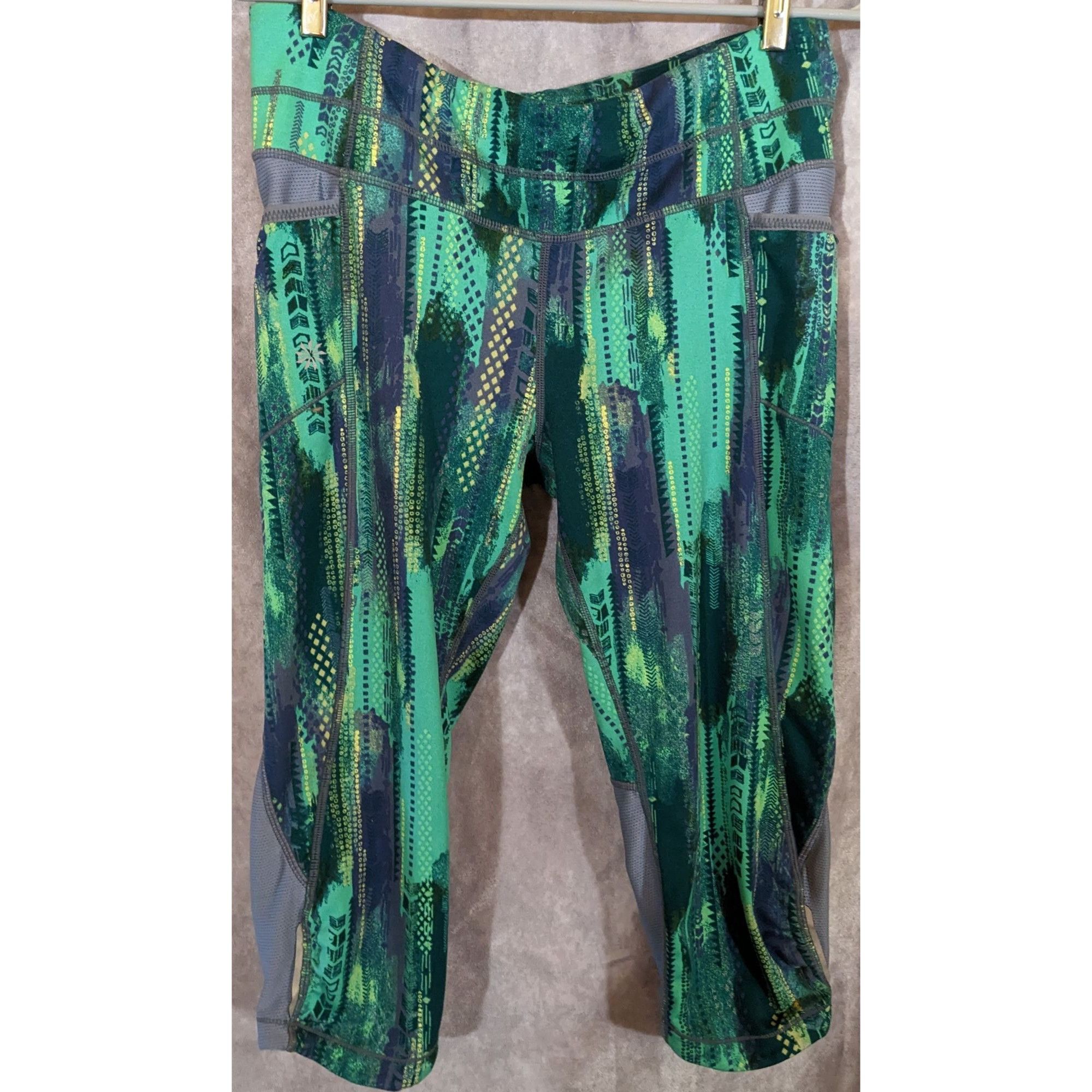 Athleta Athleta Green Abstract Print Capri Leggings With Pockets Siz Size 29" - 5 Thumbnail