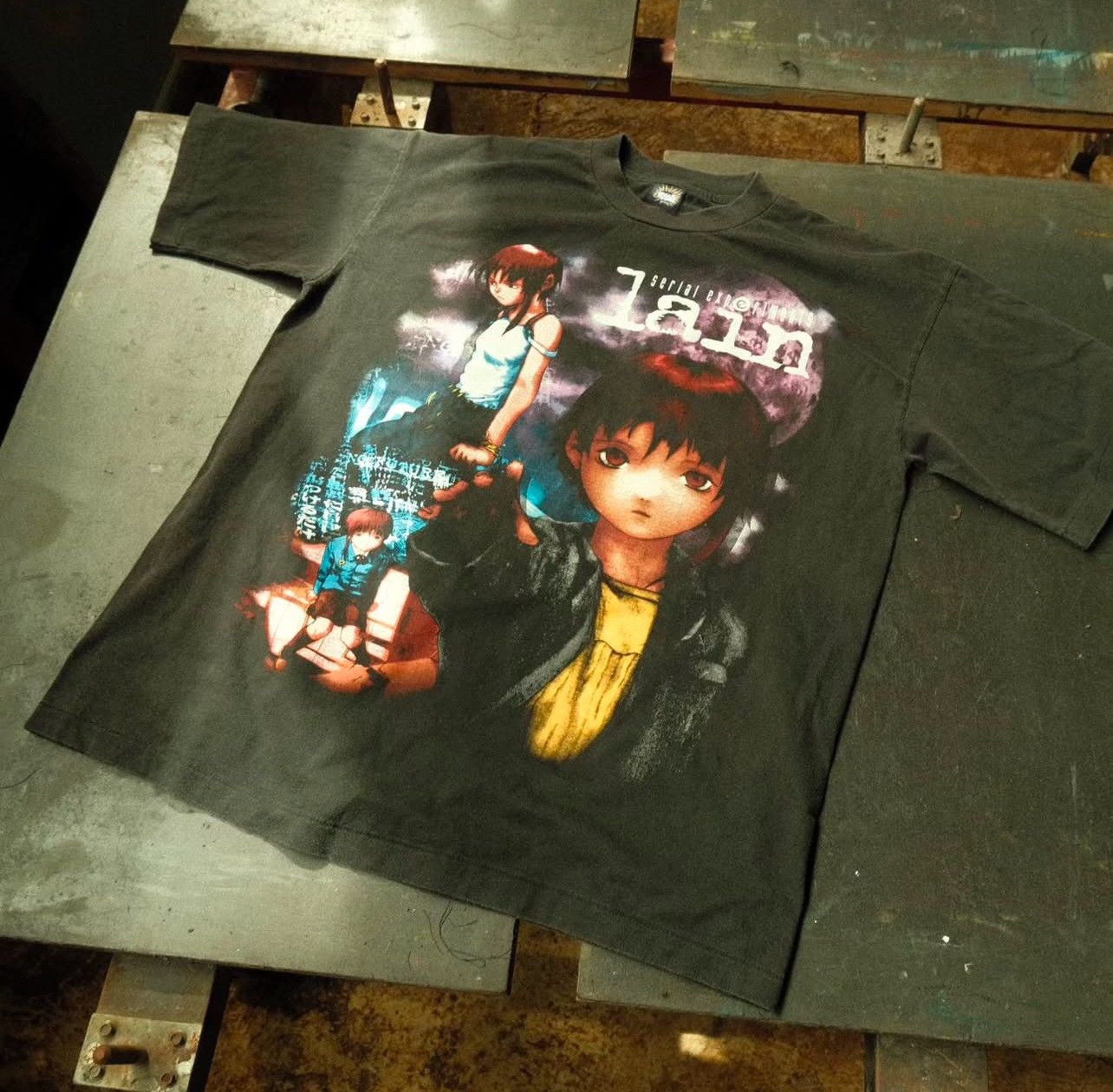 Japanese Brand Serial Experiments Lain Graphic Tee Size US XL / EU 56 / 4 - 3 Thumbnail