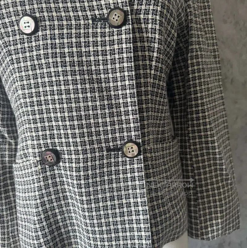 Burberry Burberry Colorblock Wool Blend Houndstooth Short Coat. Size M / US 6-8 / IT 42-44 - 2 Thumbnail