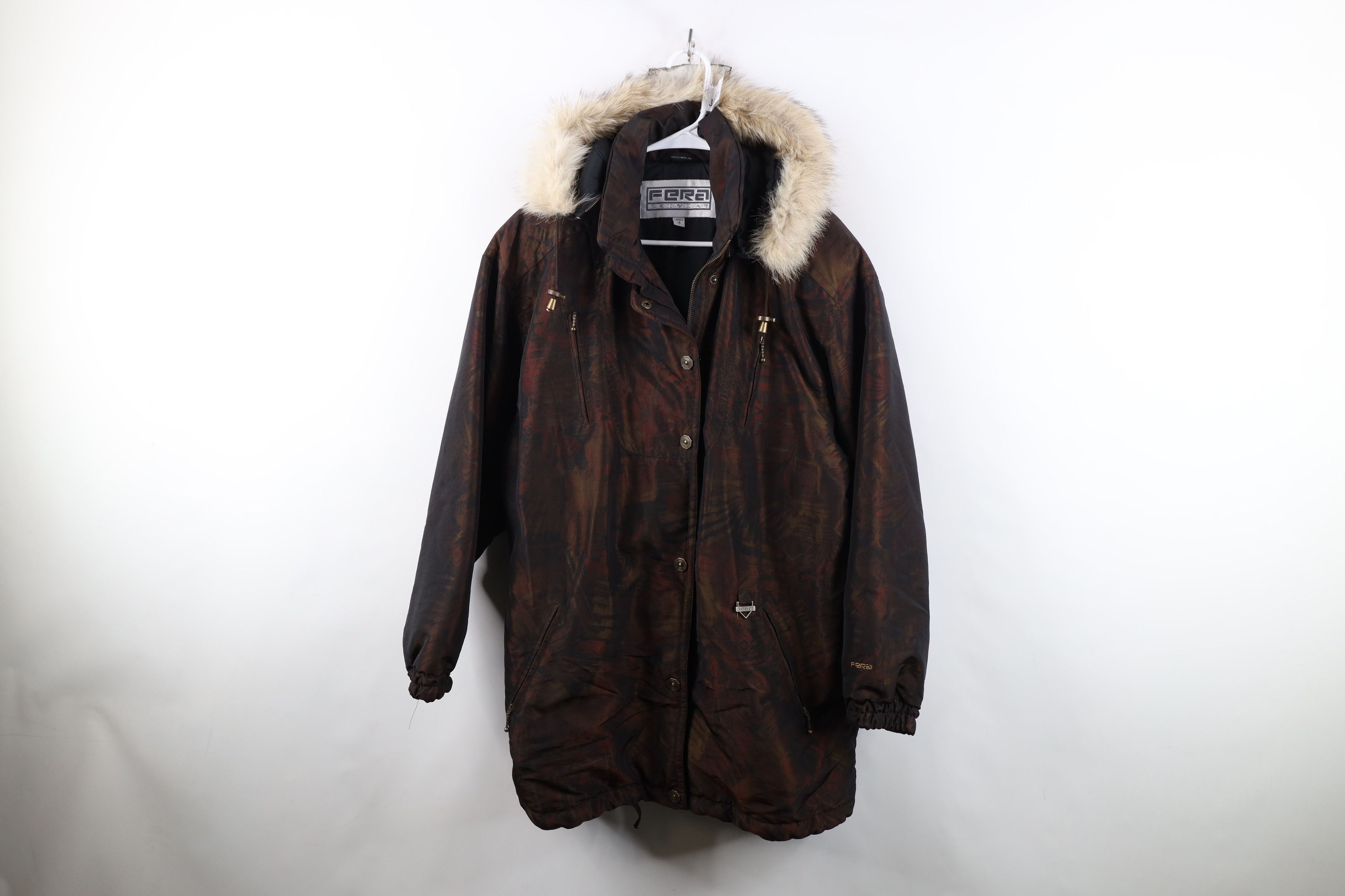 Vintage Vintage 90s Streetwear Trim Abstract Hooded Puffer Jacket Size XL / US 12-14 / IT 48-50 - 1 Thumbnail