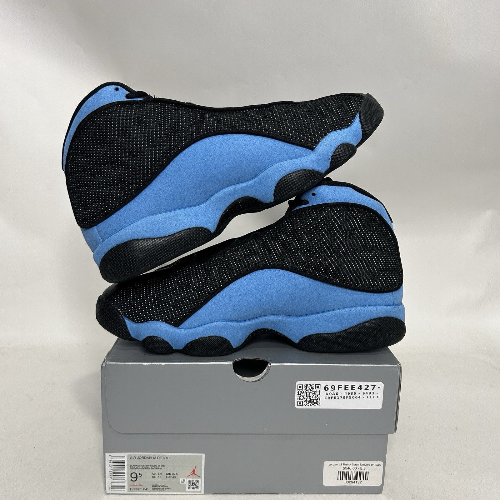 Jordan Brand Nike Air Jordan 13 Retro OG “Black University Blue” Size US 9.5 / EU 42-43 - 3 Thumbnail