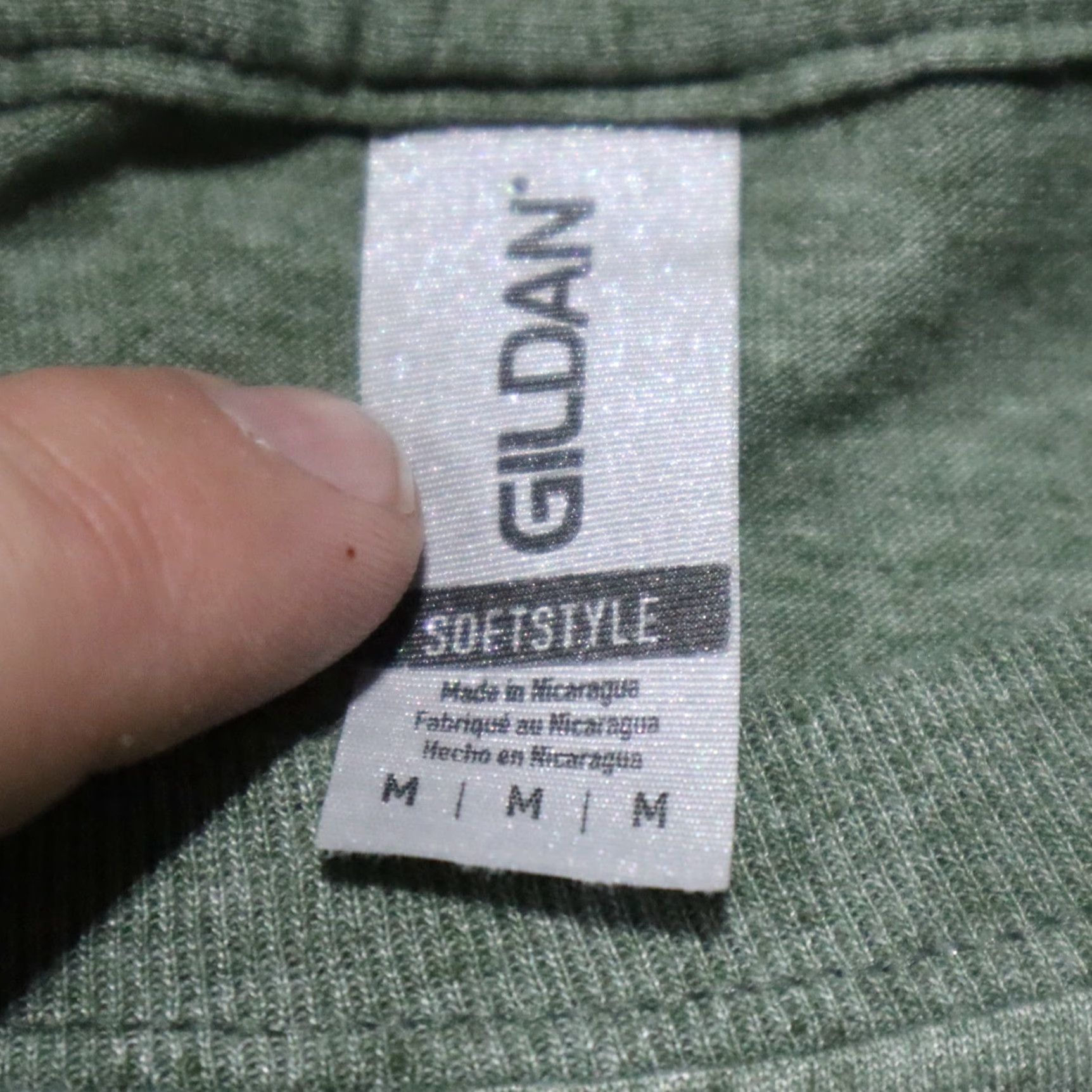 Gildan Tis the Season to be Basic White Girl Pumpkin Spice T-Shirt Women's M Green Size M / US 6-8 / IT 42-44 - 3 Thumbnail