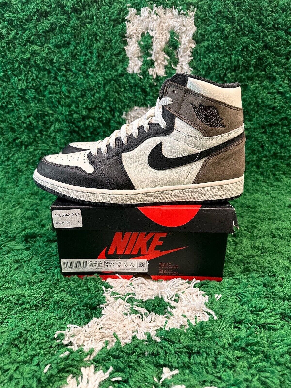 Jordan Brand Jordan 1 Retro OG High Dark Mocha Size US 11.5 / EU 44-45 - 3 Thumbnail