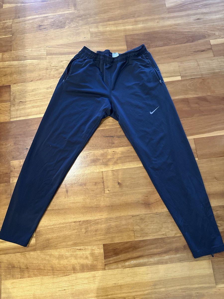 Nike Large Nike Dri-Fit sweatpants Size US 32 / EU 48 - 1 Thumbnail