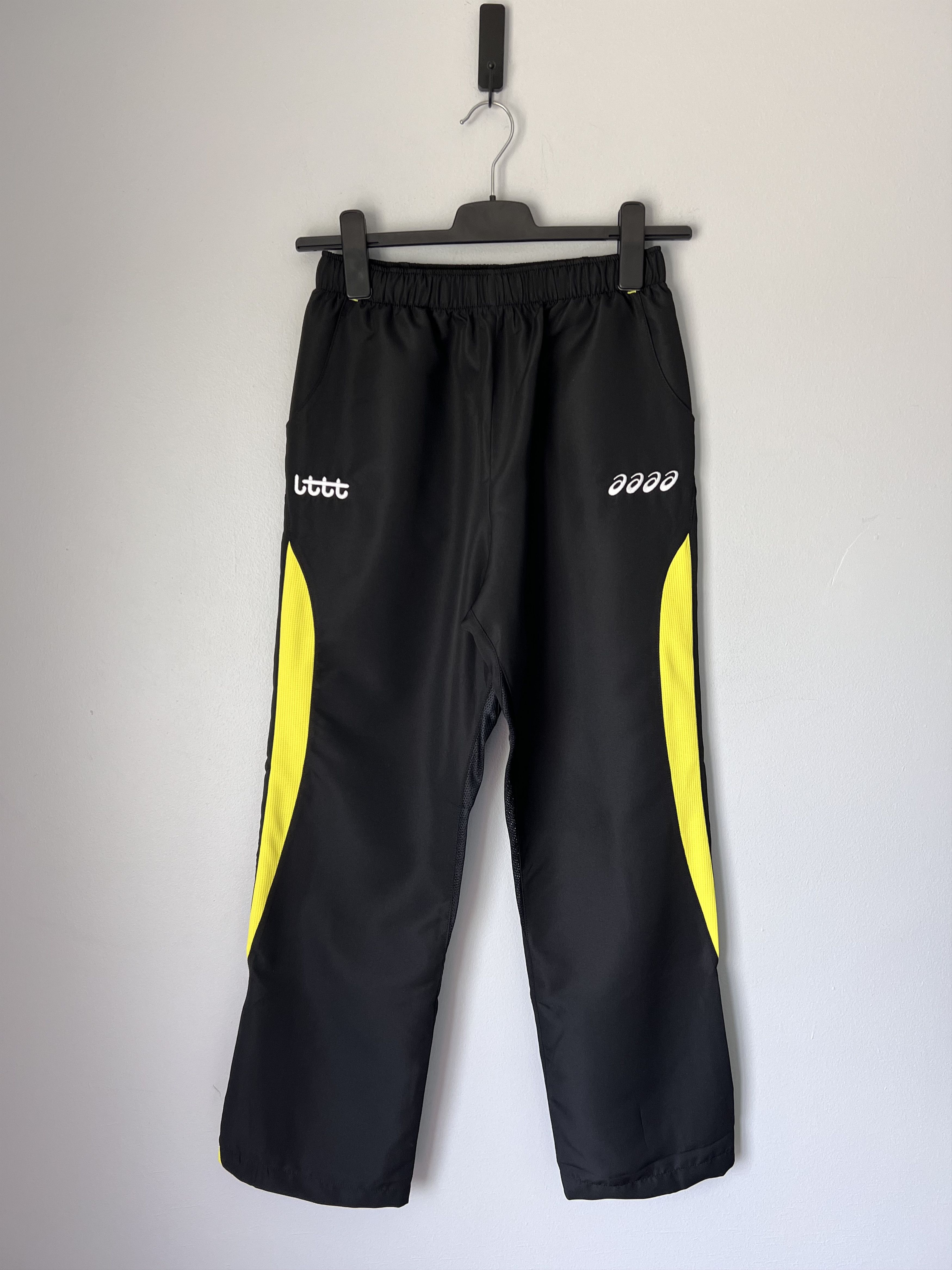 Asics Little Tokyo Table Tennis Asics Training Pants in Black Size US 30 / EU 46 - 1 Thumbnail