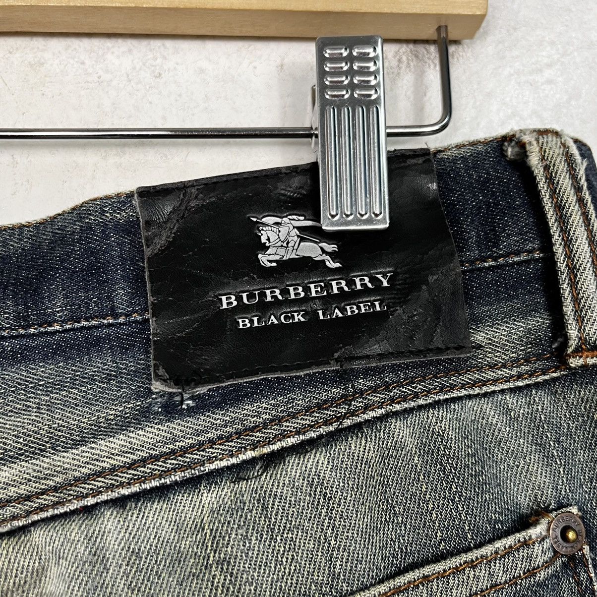 Burberry Vintage Burberry Black Label Distressed Denim Jeans Size US 33 - 19 Thumbnail