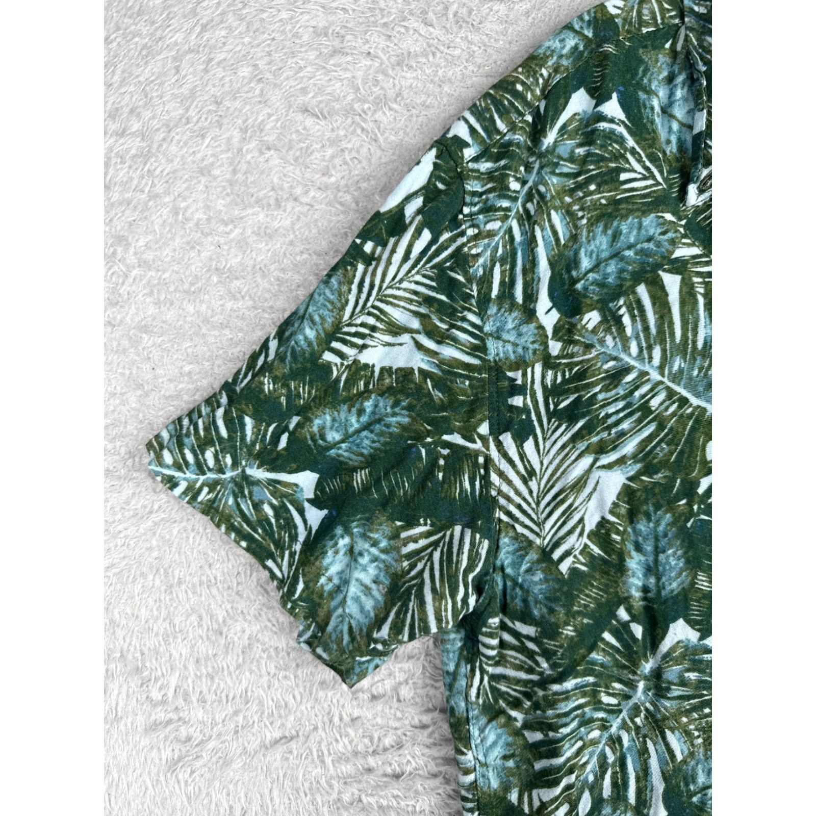 CO Molokai Surf Co Shirt Adult 2XL Blue Floral Leaf Hawaiian 100% Rayon Hawaiian Shirt Mens Size 2XL Blue Floral Leaf Size US XXL / EU 58 / 5 - 3 Thumbnail