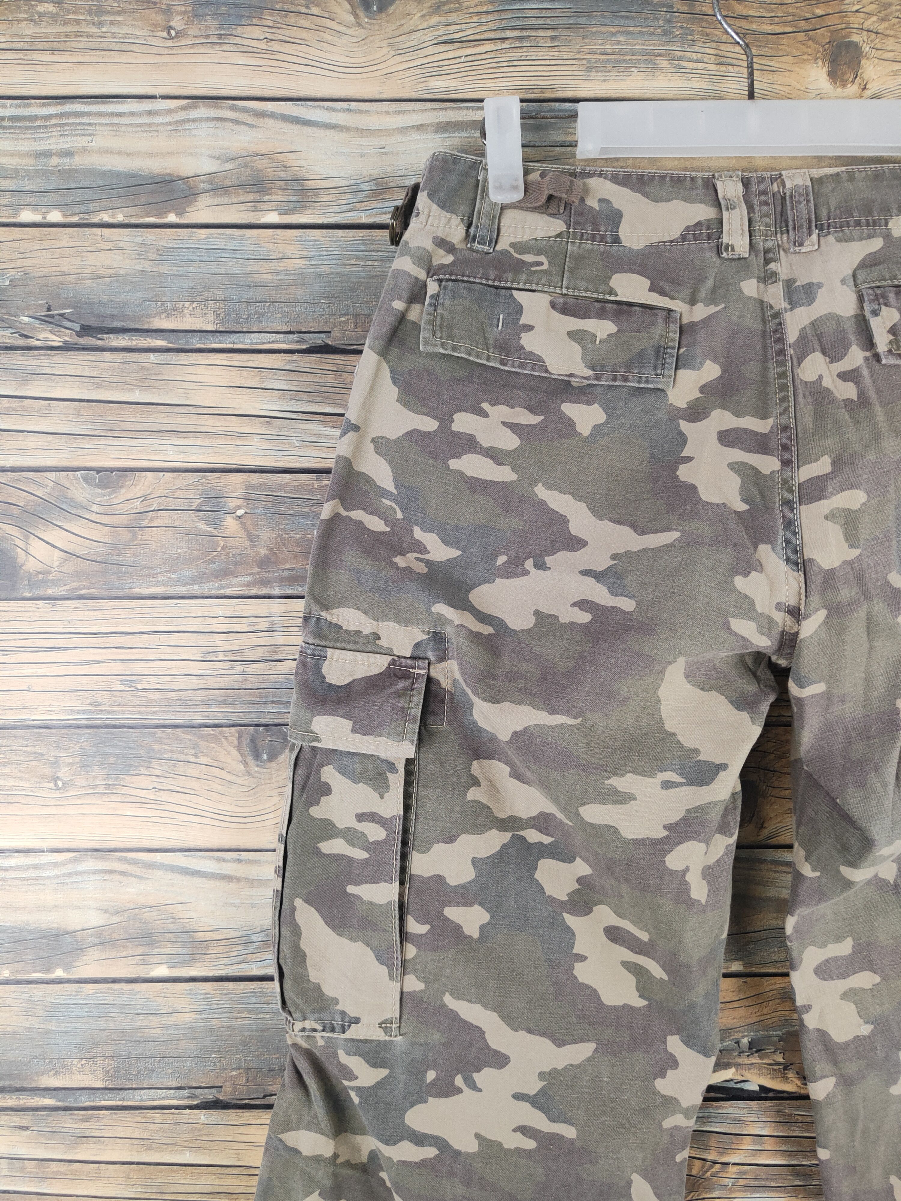Japanese Brand DL Uniqlo Camouflage Multipocket Cargo Pants #1749 Size US 30 / EU 46 - 8 Thumbnail