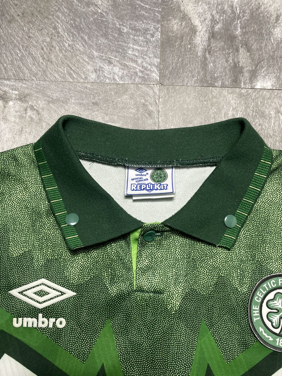 Umbro Umbro Celtic Glasgow 1991 1992 Away Shirt Soccer Jersey Size US M / EU 48-50 / 2 - 3 Thumbnail