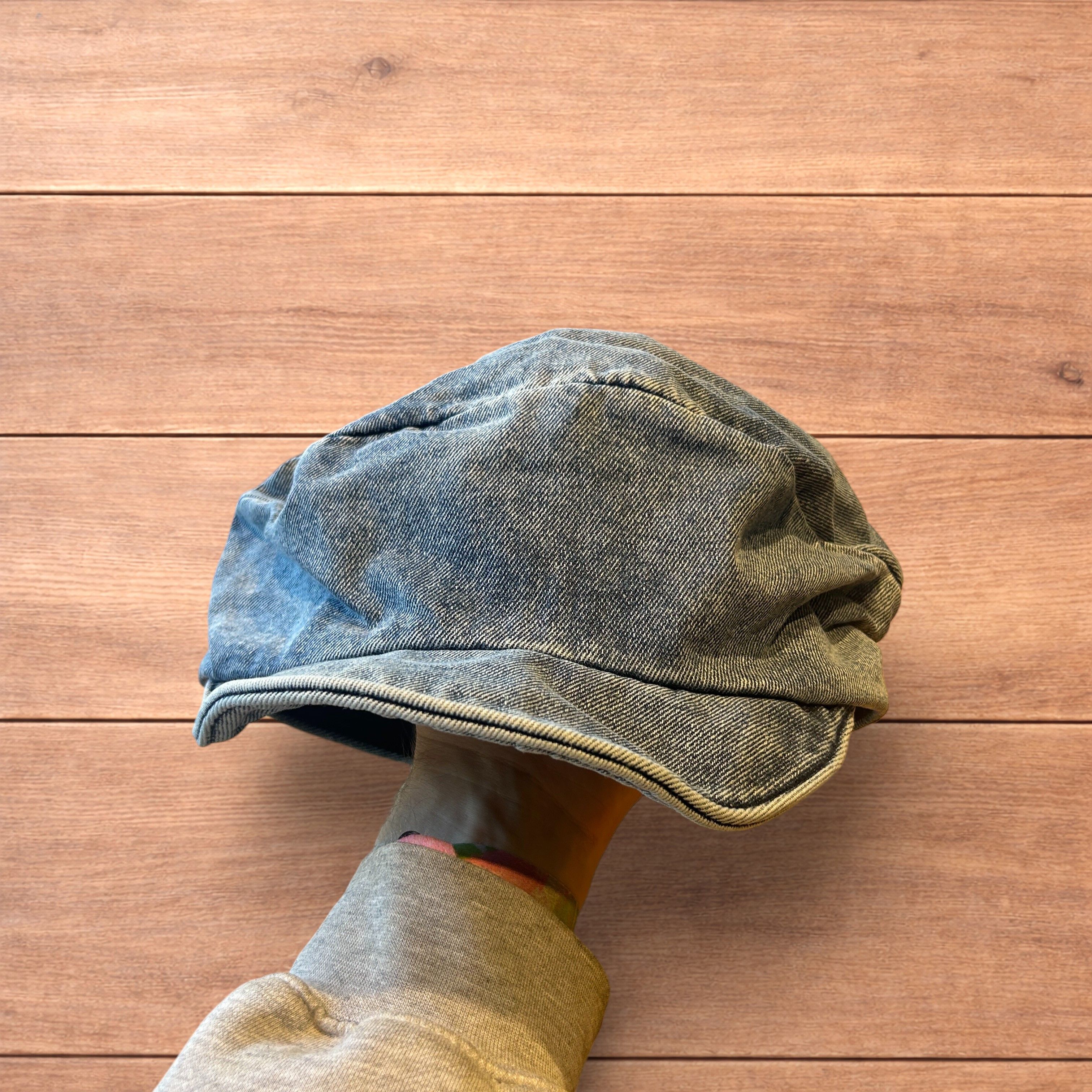 Japanese Brand Vintage style denim newsboy flat cap beret in mid blue. Size ONE SIZE - 2 Thumbnail