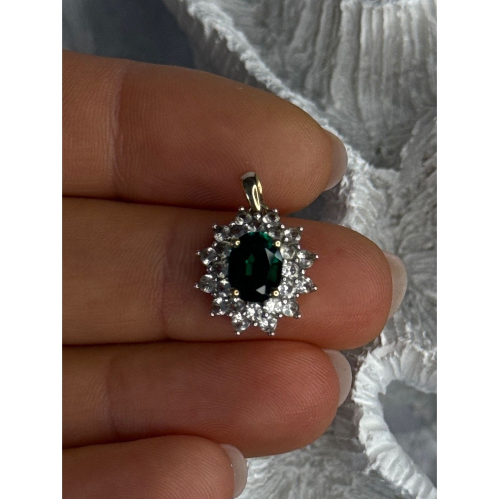 Jewelry 925 STERLING SILVER GOLD PLATED EMERALD & BERYL PENDANT Size ONE SIZE - 6 Thumbnail