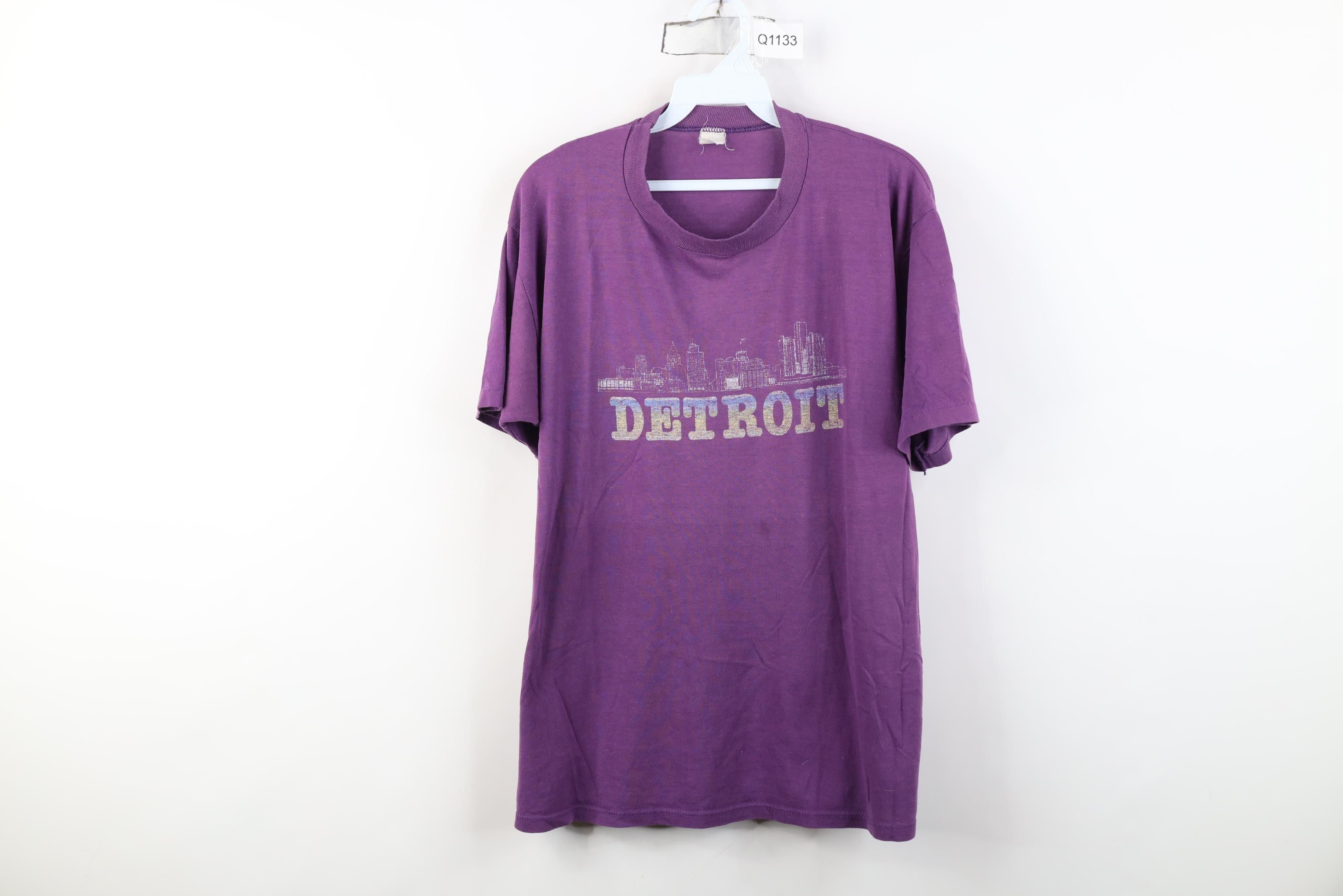 Vintage Vintage 70s 80s Streetwear Detroit City View T-Shirt USA Size US L / EU 52-54 / 3 - 1 Thumbnail