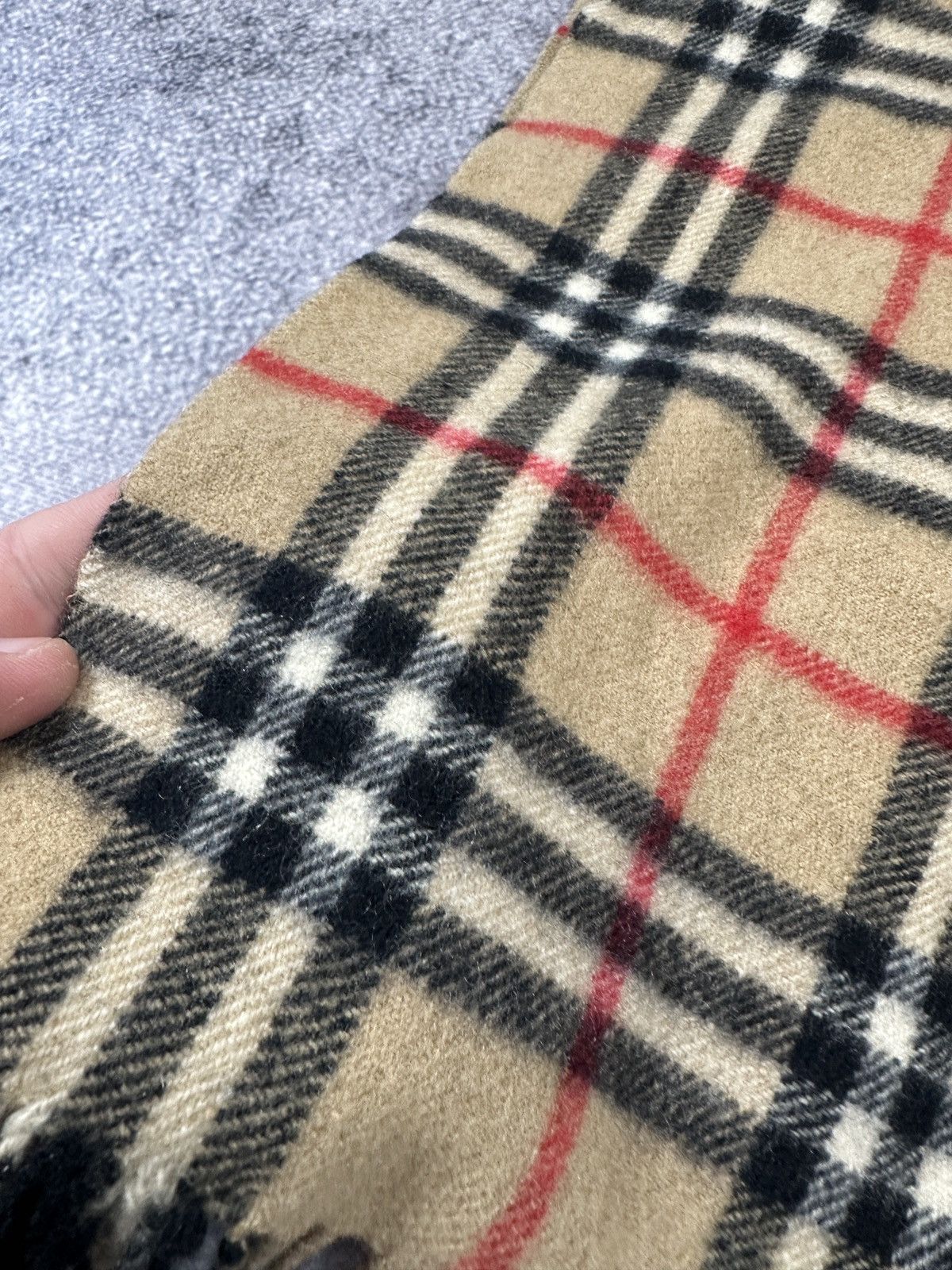 Burberry Vintage Burberry Check scarf luxury items rare Streetwear Size ONE SIZE - 4 Thumbnail