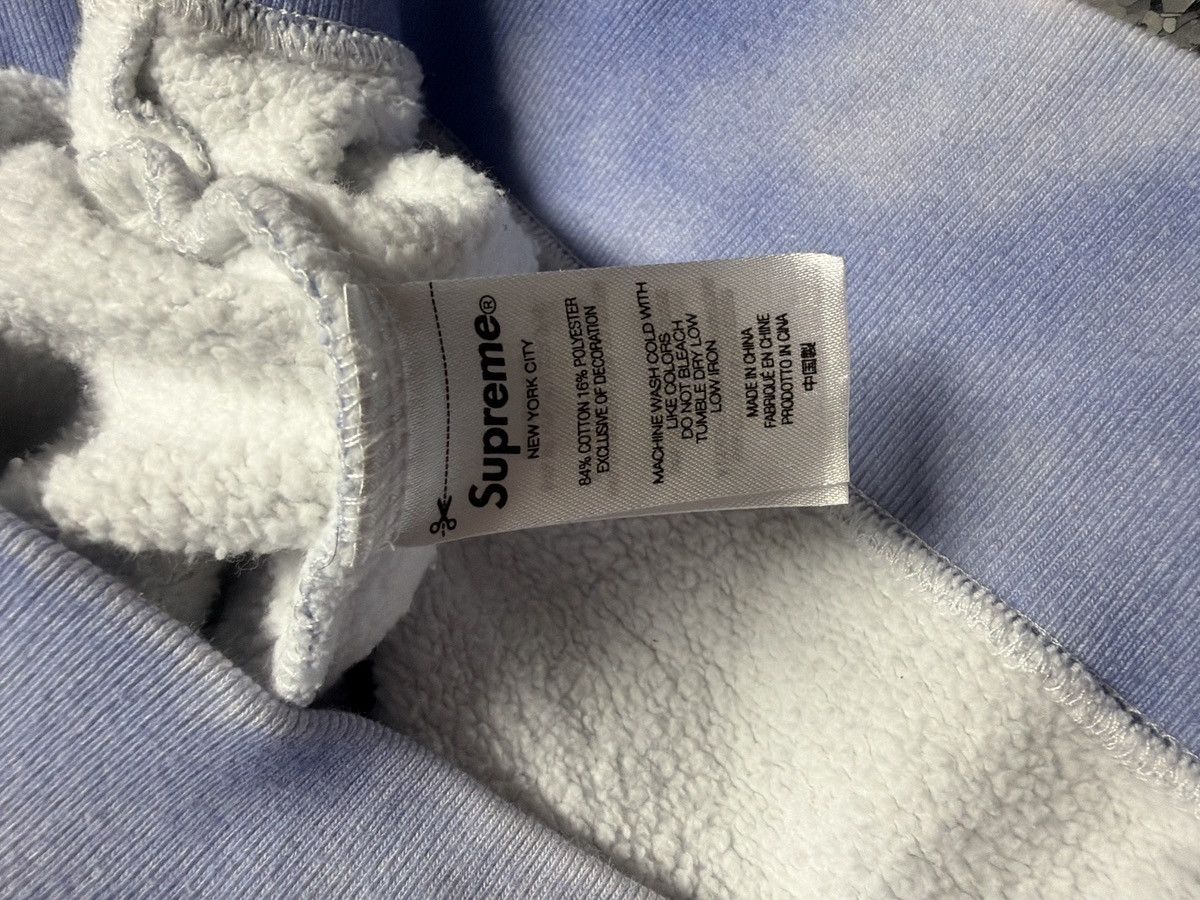 Supreme Supreme Doves Hooded Sweatshirt Blue Size US S / EU 44-46 / 1 - 6 Thumbnail