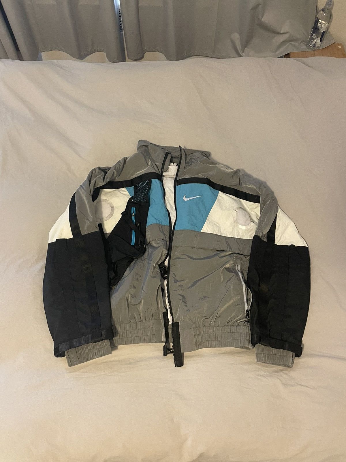 Nike Nike Ispa Men's Grey NRG Hooded Technical Jacket Size US S / EU 44-46 / 1 - 5 Thumbnail