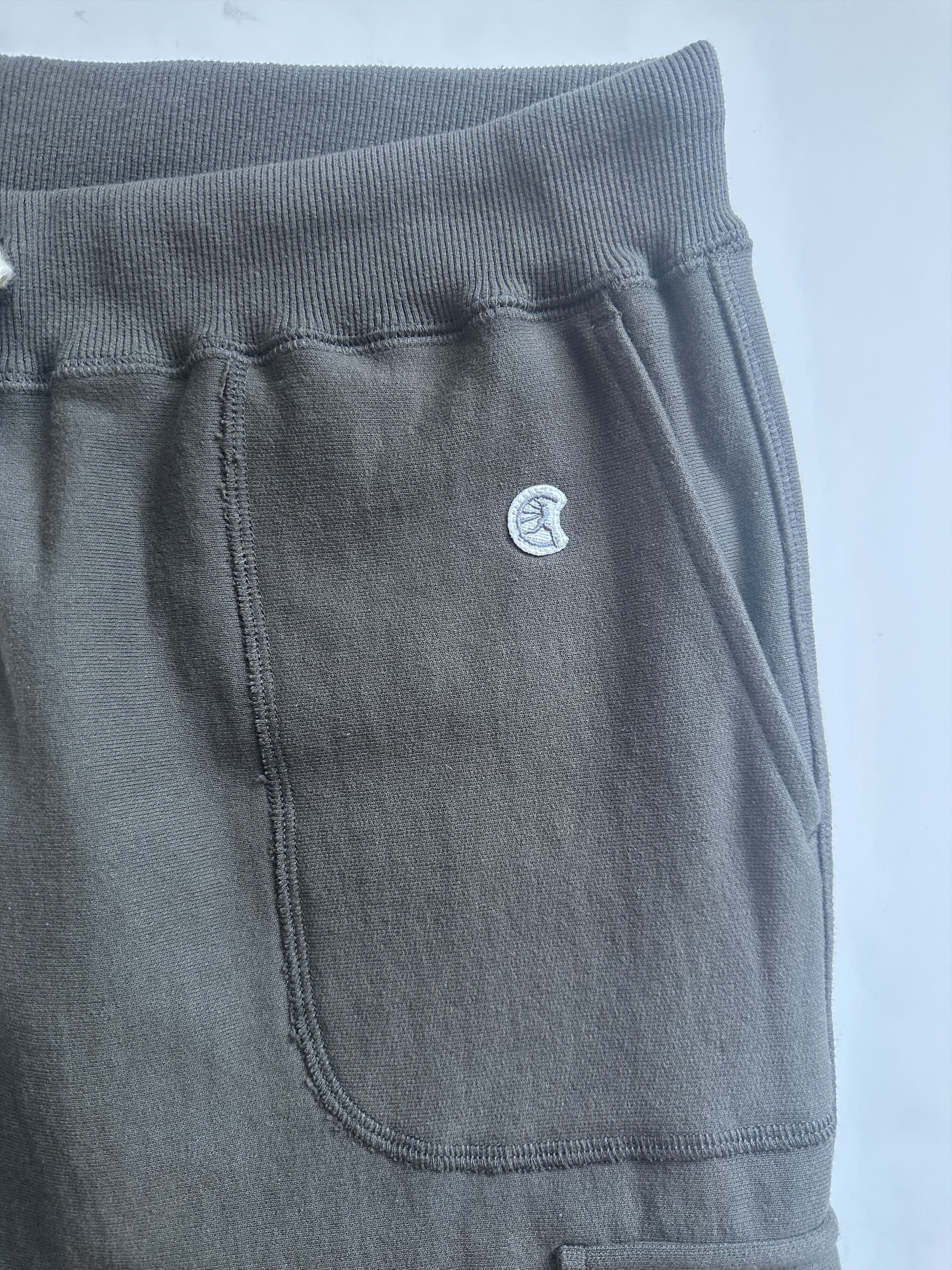 Champion × Todd Snyder Todd Snyder x Champion Cargo Joggers - Olive - XL (NWOT) Size US 36 / EU 52 - 8 Thumbnail