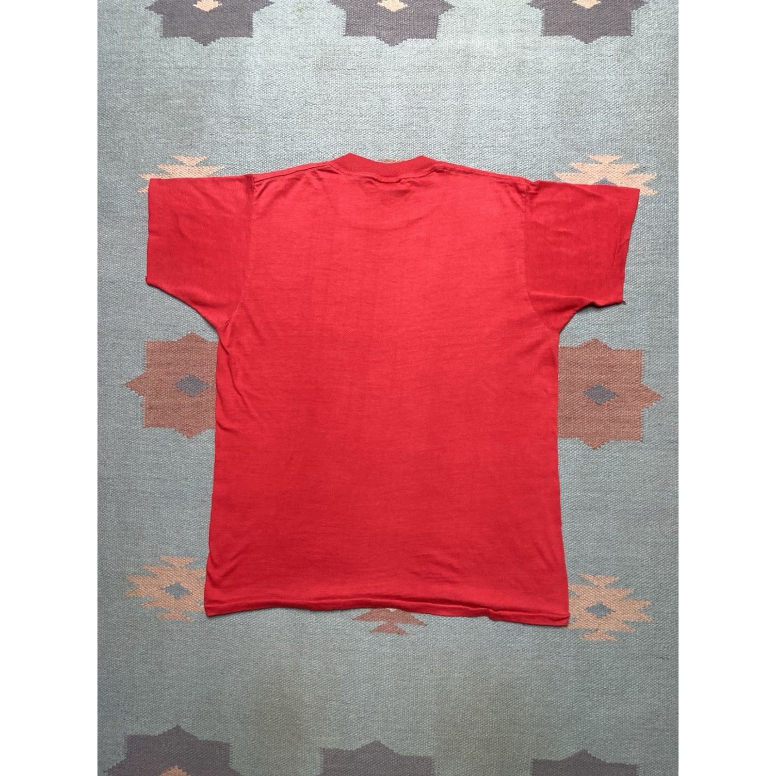 Vintage VINTAGE Crest T-Shirt Bermuda College Crest Stars Screen Large Red Mens L Size US L / EU 52-54 / 3 - 7 Thumbnail