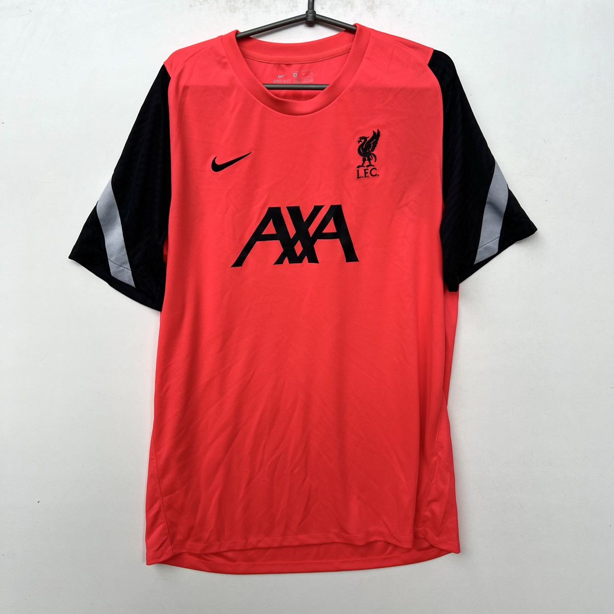 Nike Liverpool training fc Nike soccer jersey football t shirt Size US XL / EU 56 / 4 - 1 Thumbnail