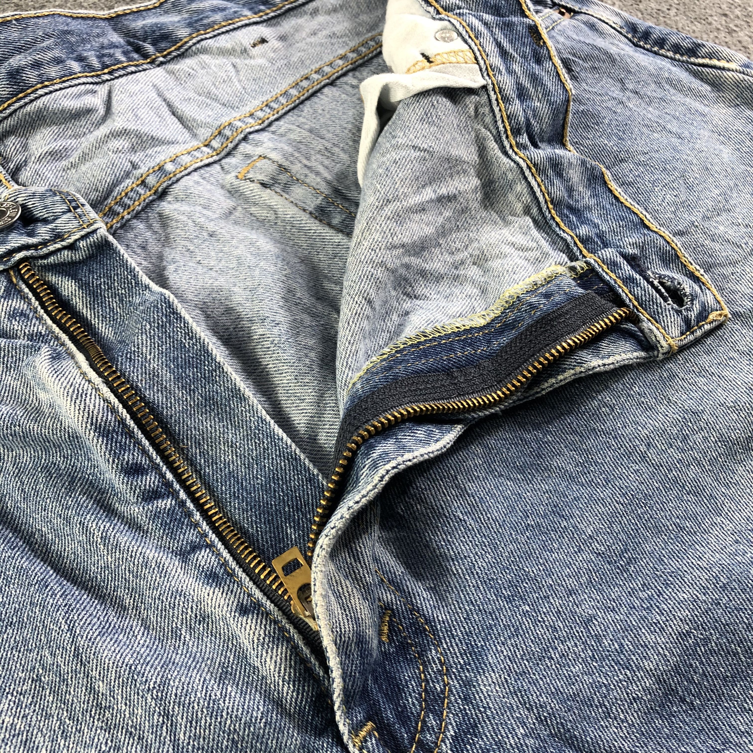Levi's Vintage Light Wash Levis 560 Jeans-J4122 Size US 44 / EU 60 - 8 Thumbnail