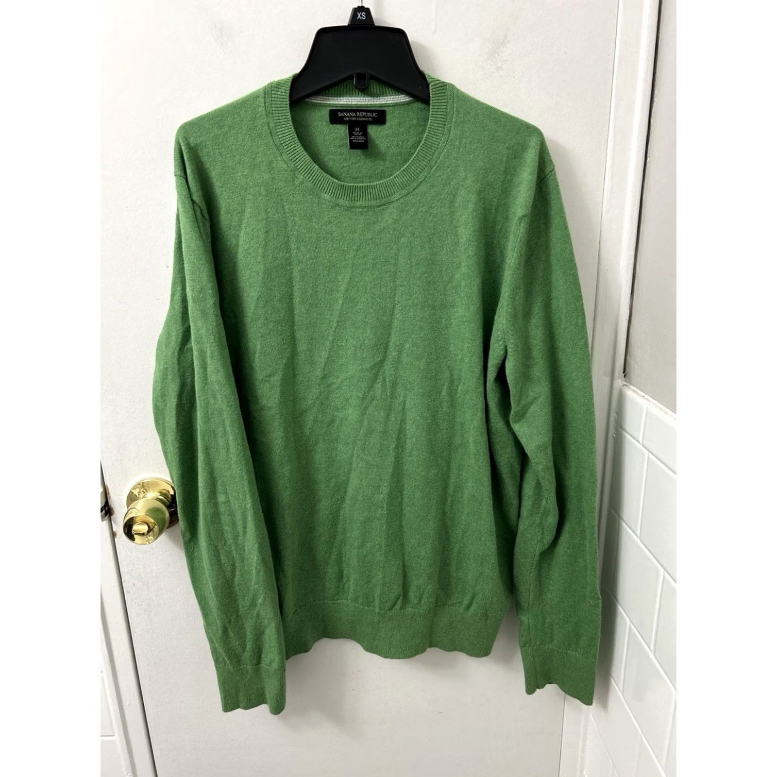 Banana Republic VINTAGE Banana Republic Crewneck Sweatshirt Mens Medium Green Cotton Cashmere Pullover L/S Size US M / EU 48-50 / 2 - 2 Thumbnail