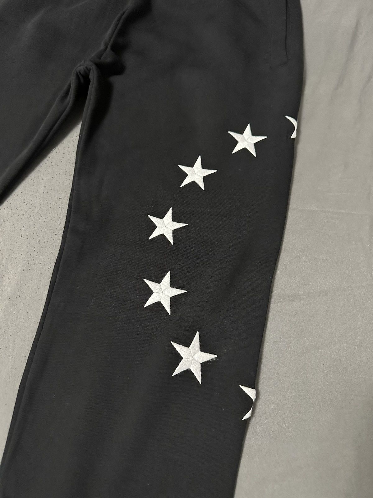 Etudes ETUDES STARS SWEATPANTS. DESIGNER. Size US 32 / EU 48 - 2 Thumbnail