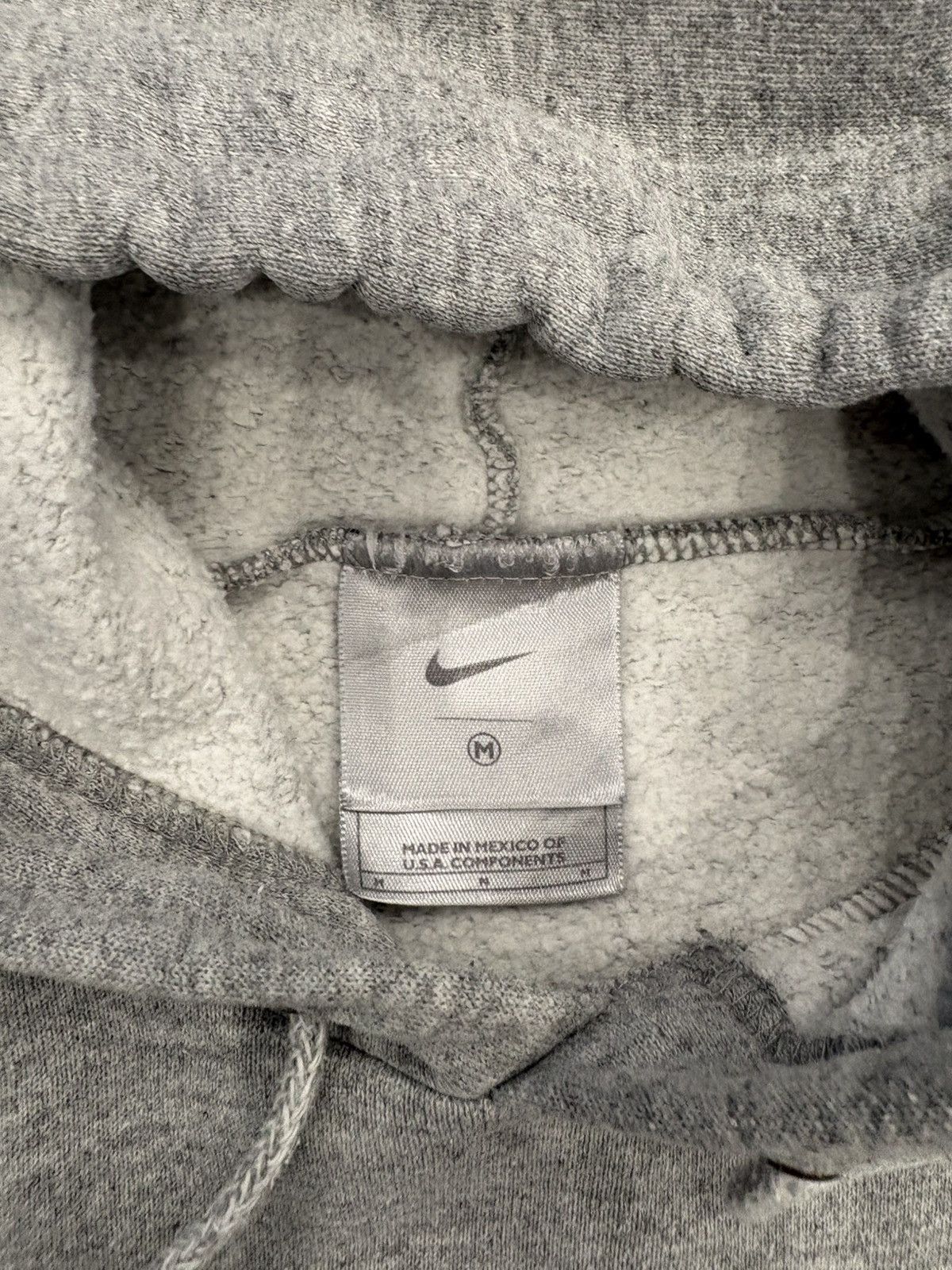 Nike Vintage VTG Nike Center Swoosh Grey Hoodie Medium Y2K Size US M / EU 48-50 / 2 - 2 Thumbnail