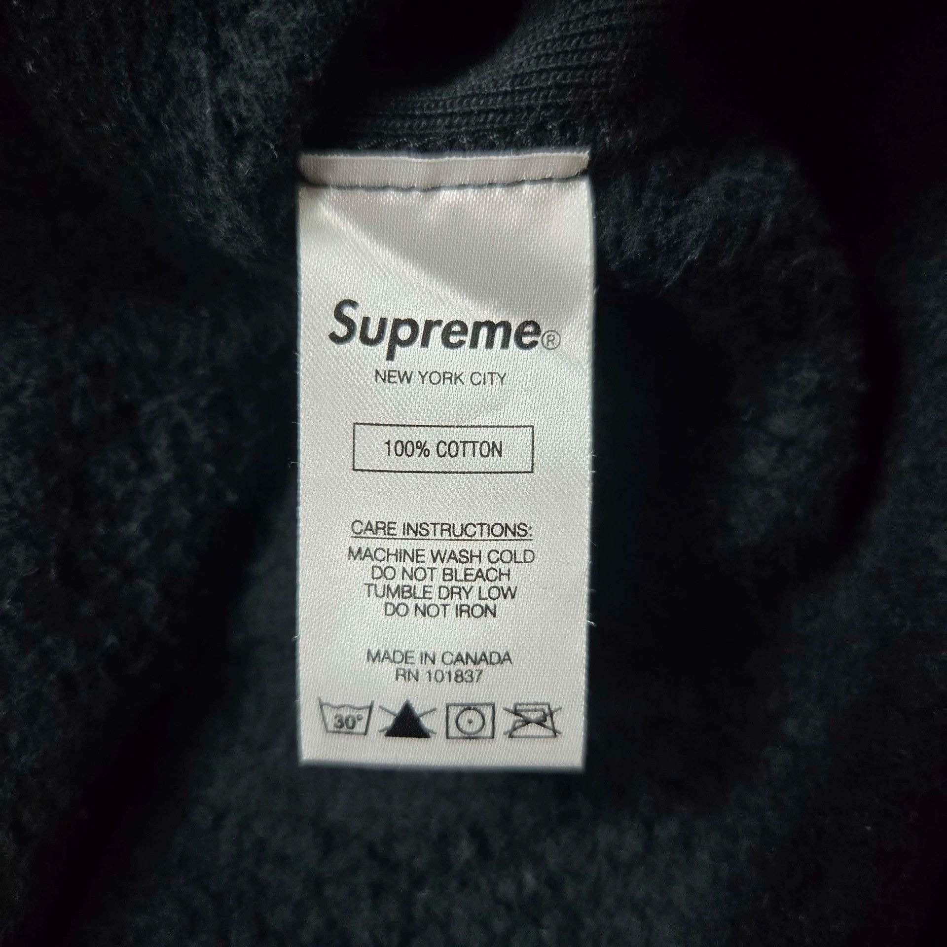 Supreme supreme x kaws chalk logo hoodie sweatshirt Size US L / EU 52-54 / 3 - 5 Thumbnail