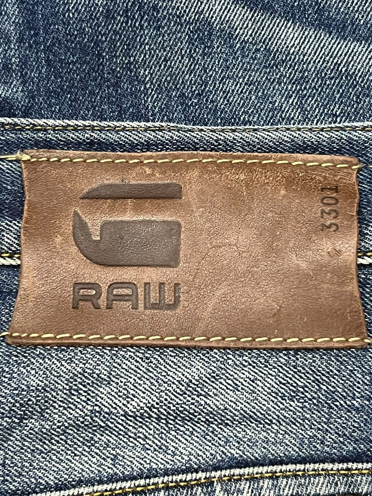 G-Star Vintage G-Star Raw 3301 - Faded Whisker Wash, Distressed Size US 32 / EU 48 - 14 Thumbnail