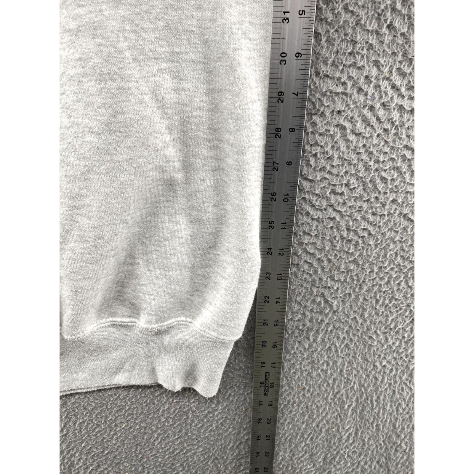 Champion VINTAGE Champion Sweatshirt Golf USA Made Wisconsin Embroidered Logo Crew Neck Long Sleeve XL Gray Men Size US XL / EU 56 / 4 - 6 Thumbnail