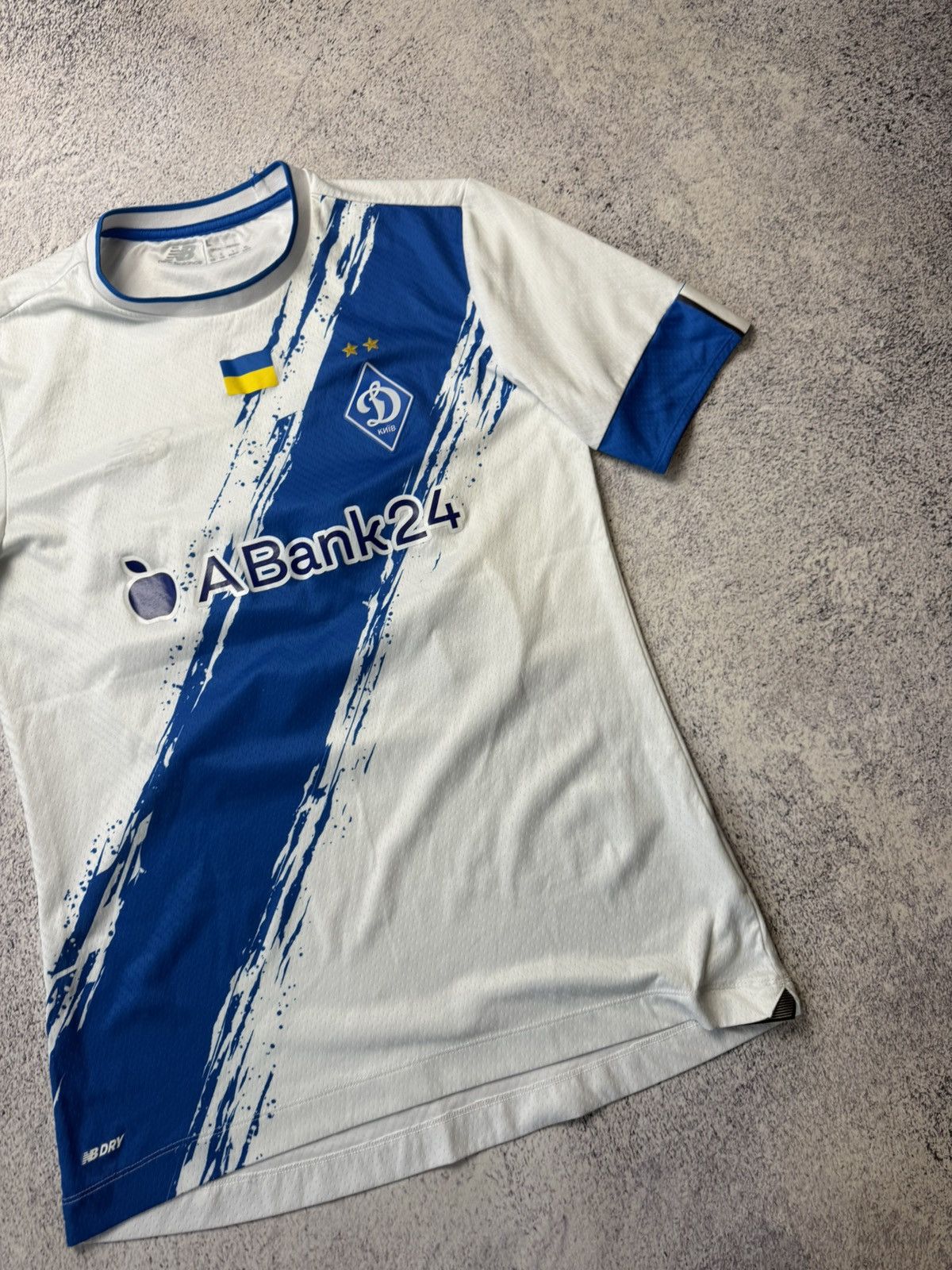 New Balance Vintage New Balance Dynamo Kyiv Jersey #20 Ukraine Size US L / EU 52-54 / 3 - 5 Thumbnail