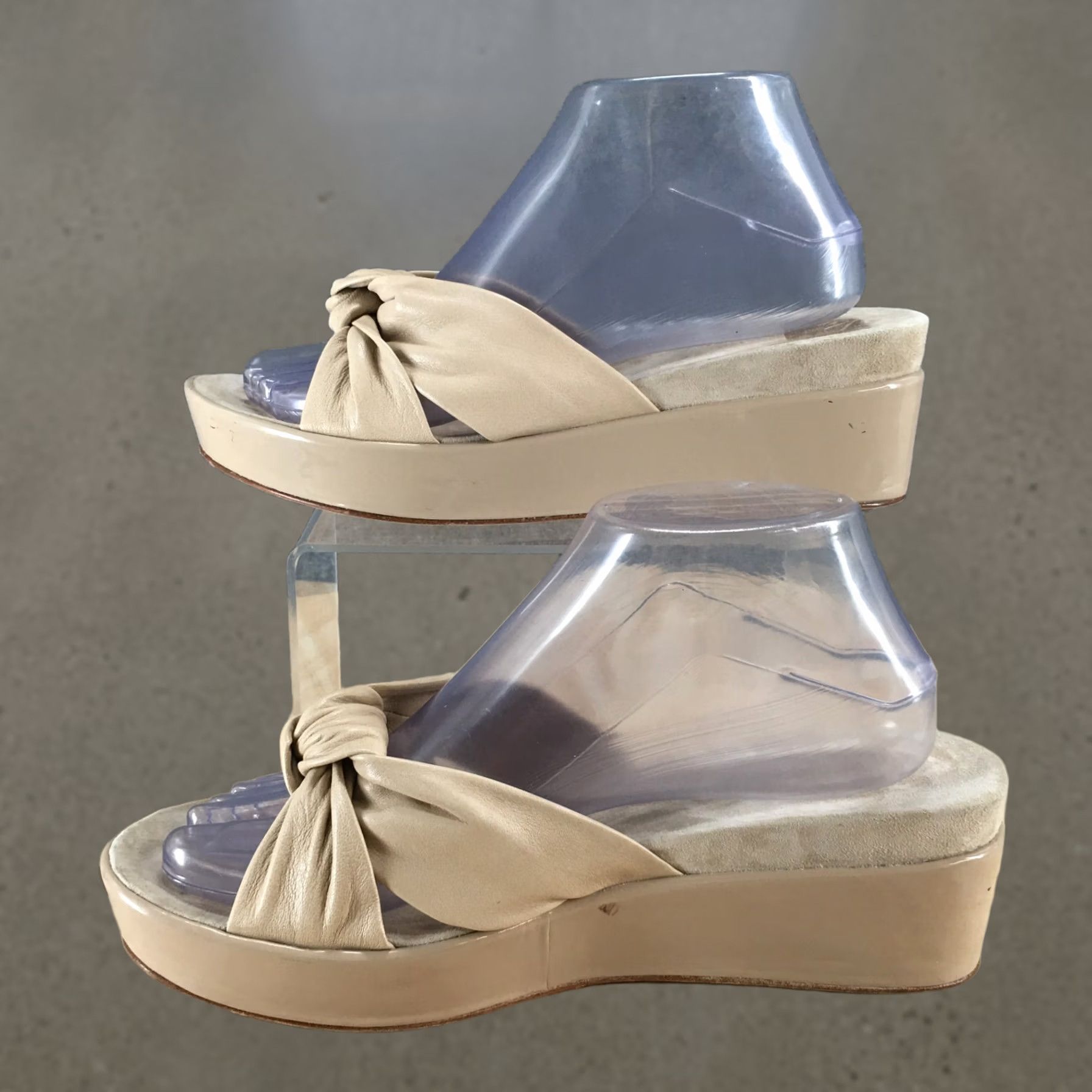 Kenneth Cole Kenneth Cole Sandals Womens 8.5 M Sacred Slide Beige Leather Casual Wedge Heels Size US 9 / IT 39 - 1 Thumbnail