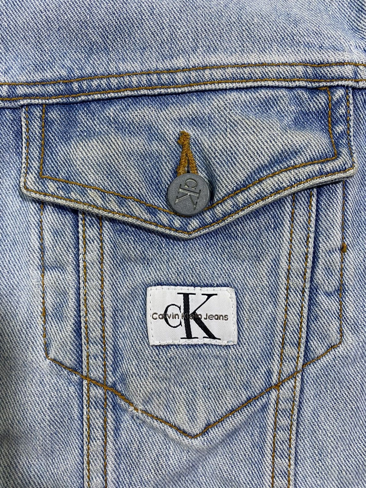 Calvin Klein Vintage CK Calvin Klein Denim Jacket Light Wash Size M / US 6-8 / IT 42-44 - 5 Thumbnail