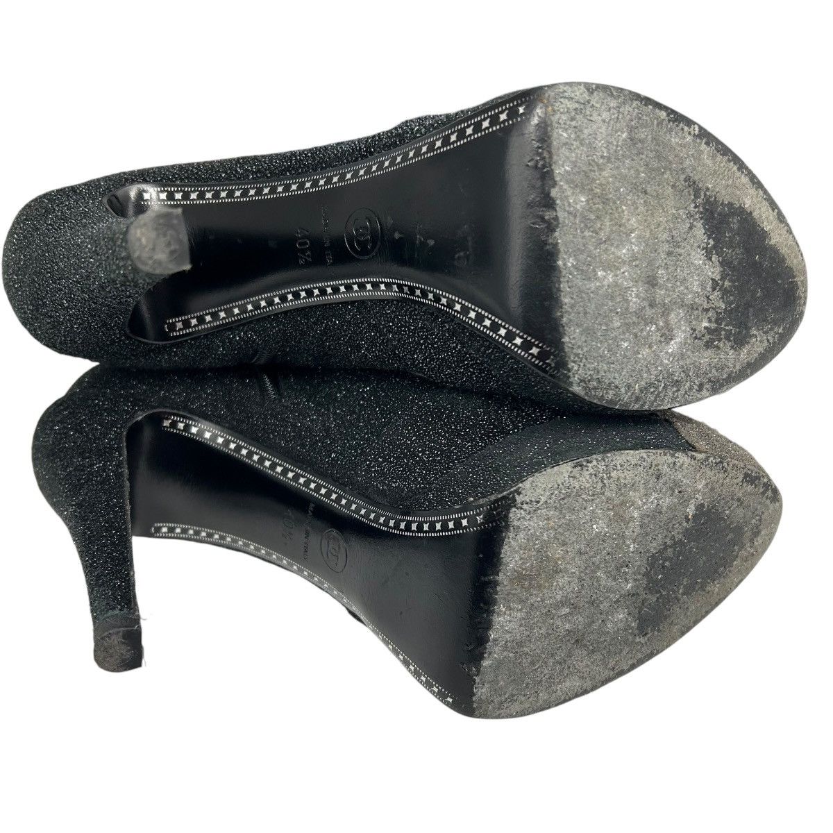 Chanel CHANEL INTERLOCKING CC GLITTER SUEDE CAP TOE ANKLE BOOTS Size US 10.5 / IT 40.5 - 18 Thumbnail