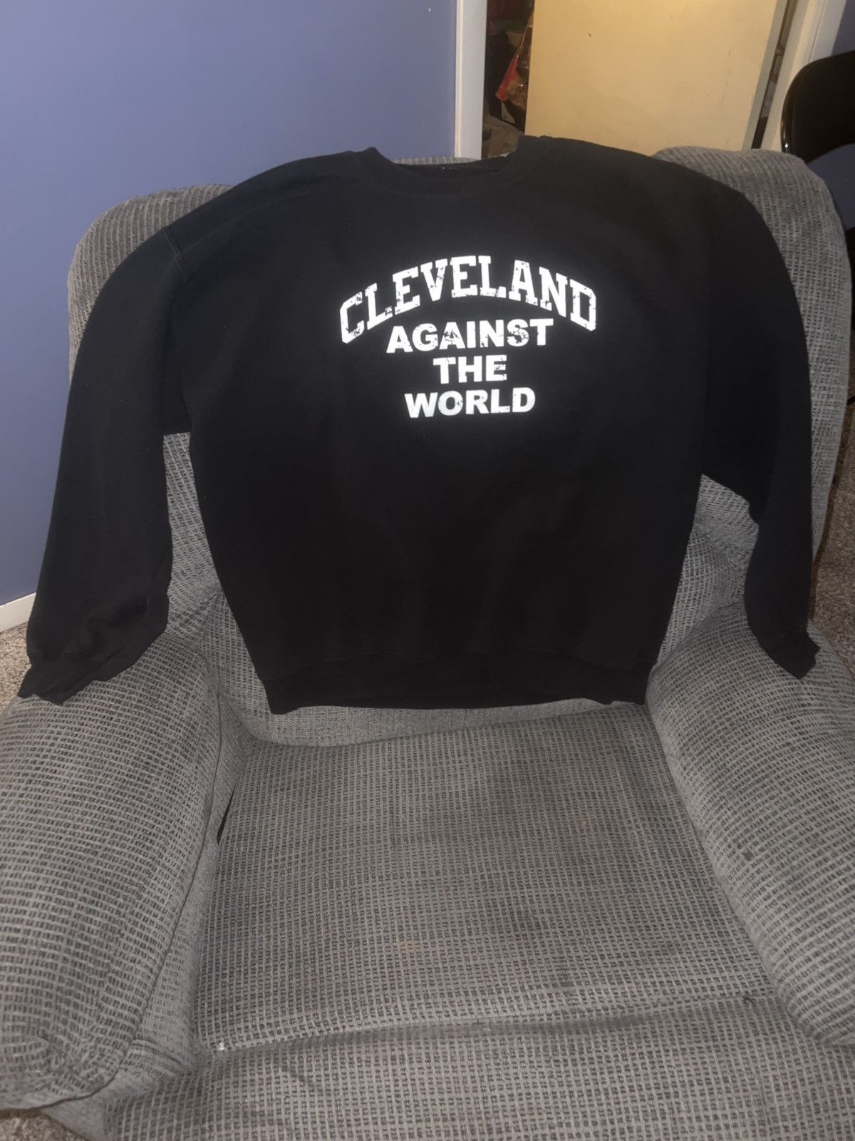 Hypebeast Cleveland Against The World Sweatshirt Size US XL / EU 56 / 4 - 1 Thumbnail