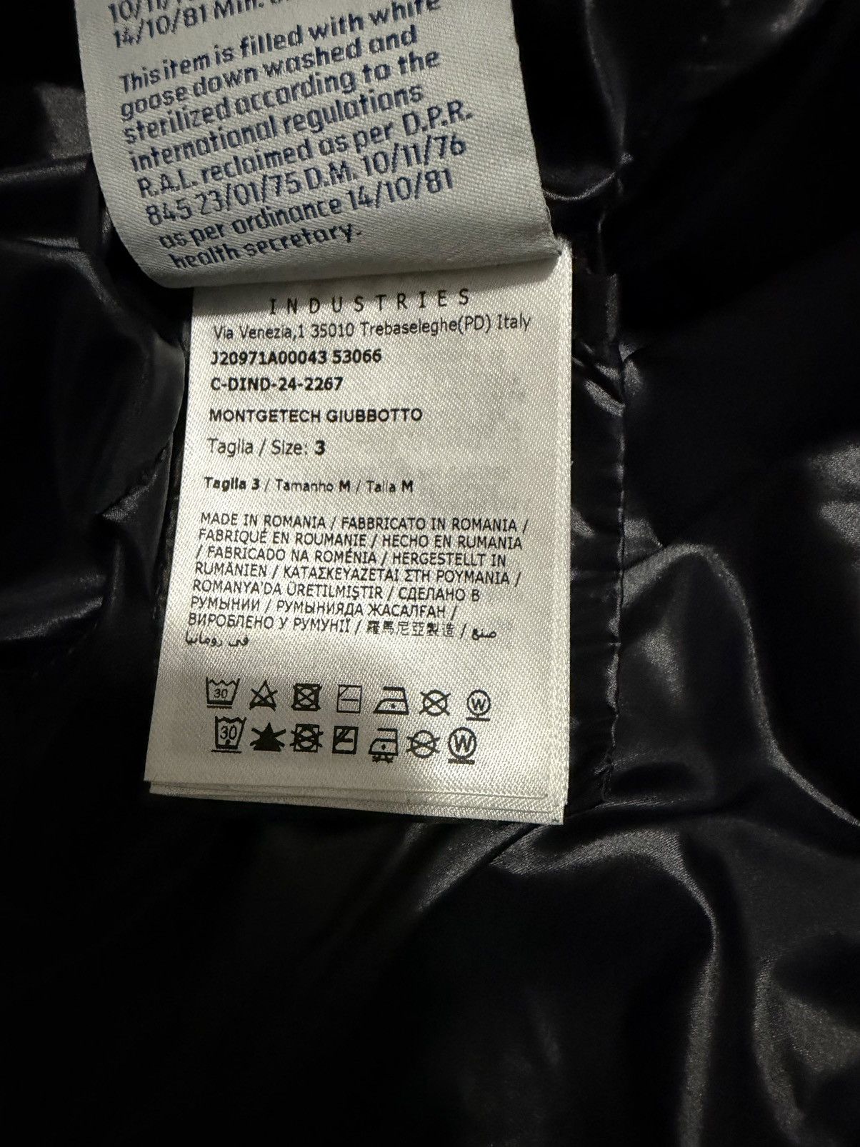 Moncler Moncler Grenoble Montgetech Short Down Jacket Size 3 (Large) Size US L / EU 52-54 / 3 - 10 Thumbnail