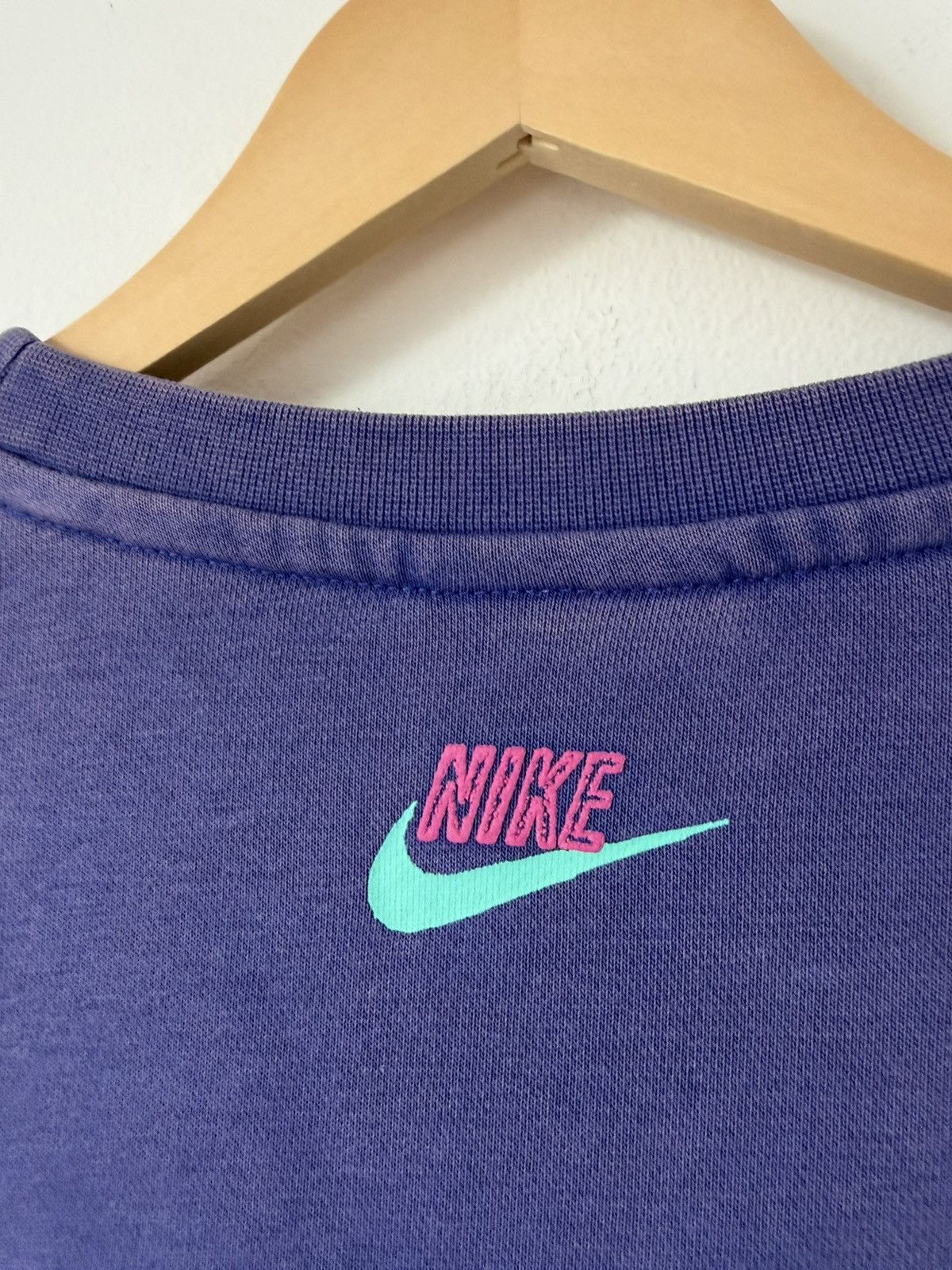 Nike Nike Sportswear Retro Graphic Crewneck Sweatshirt Purple L Size US L / EU 52-54 / 3 - 10 Thumbnail