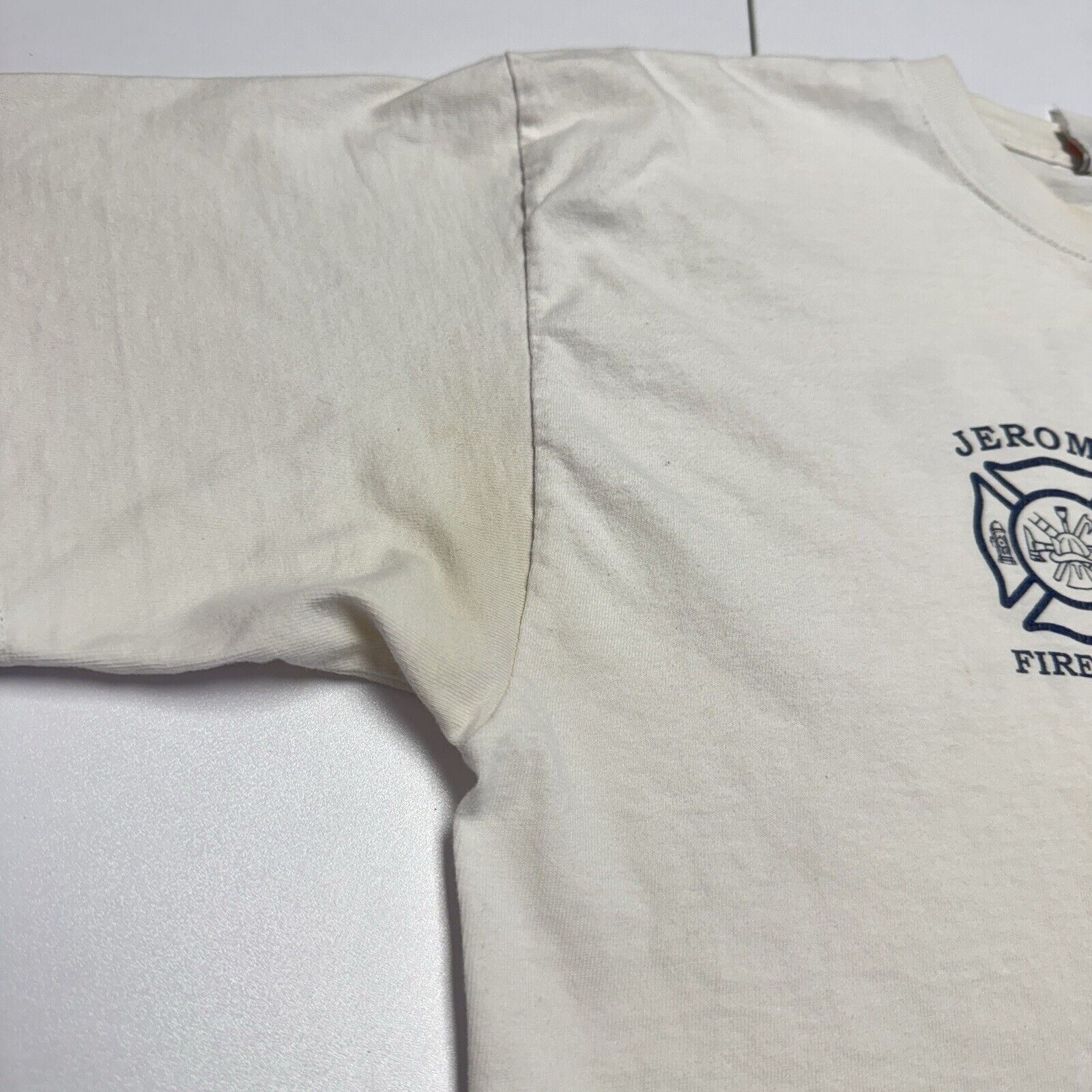 Vintage Vintage Y2K Jerome Fire Department T Shirt Mens Large White Size US L / EU 52-54 / 3 - 5 Thumbnail